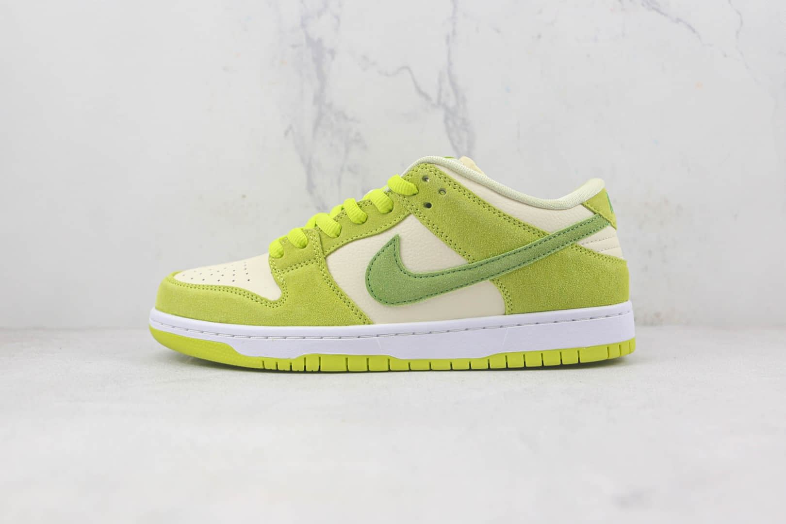 耐克Nike SB Dunk Low莆田天花板sb dunk苹果绿配色板鞋内置气垫原盒原标 货号:DM0807-300