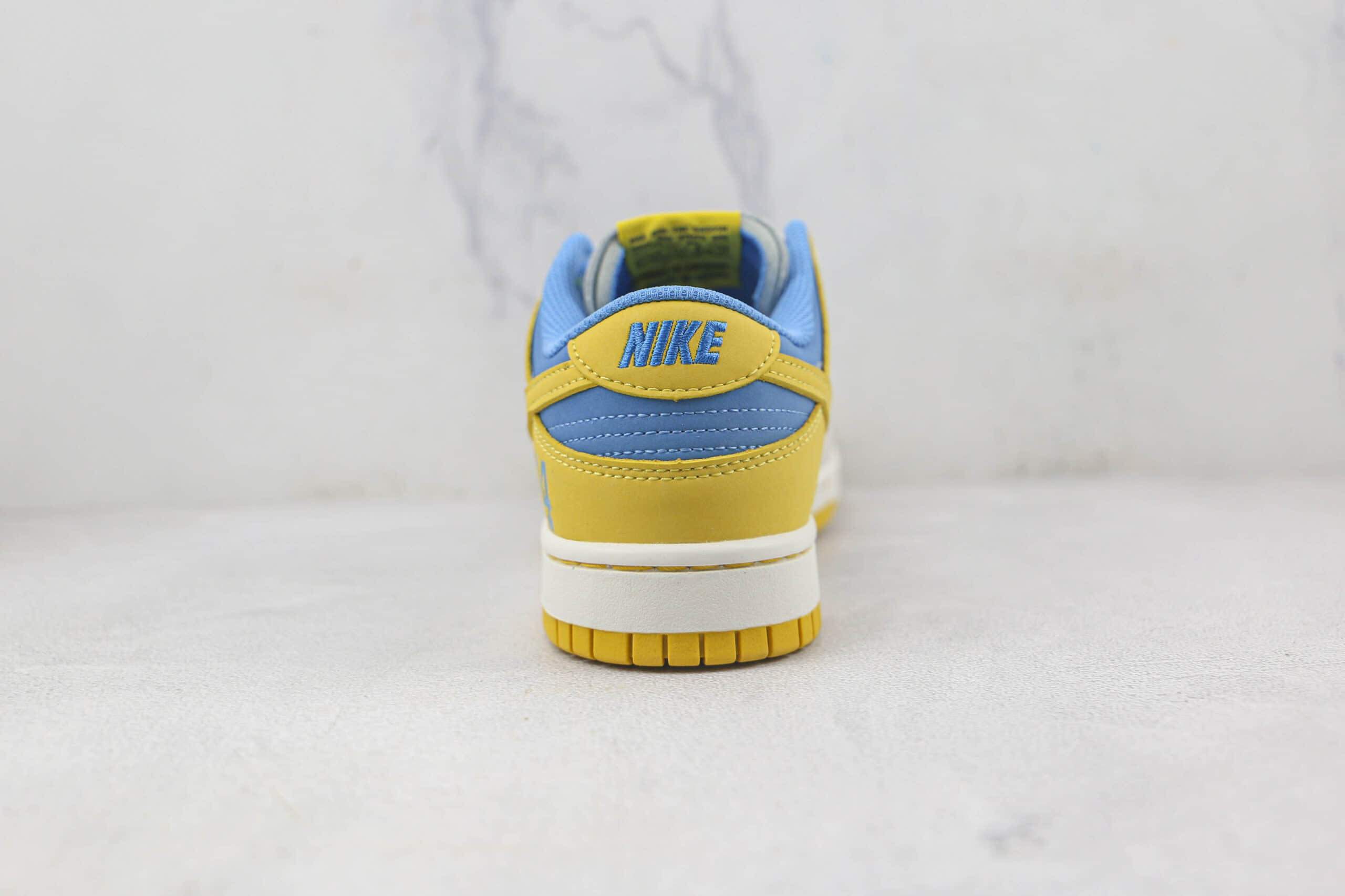 耐克Nike SB Dunk Low“Kobe”科比联名纪念款莆田纯原复刻版本低帮板鞋区别市面通货 货号:LF2428-002
