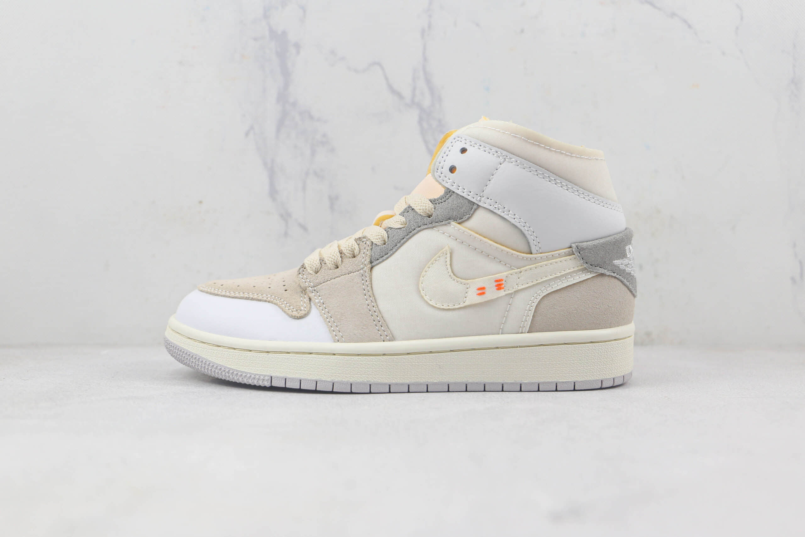 乔丹Air Jordan 1 Mid莆田纯原复刻版本中帮AJ1白灰色篮球鞋原档案数据开发 (ID:88830) - 图片1