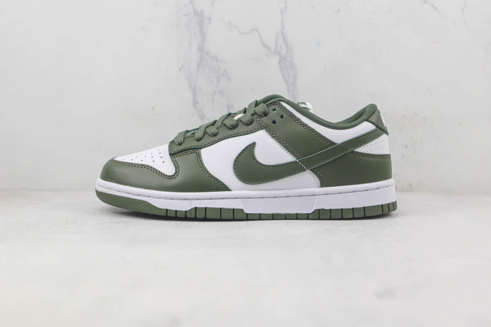 耐克Nike Dunk SB Low莆田天花板纯原版本低帮SB DUNK橄榄绿配色板鞋内置气垫原盒原标 (ID:88846) - 图片1
