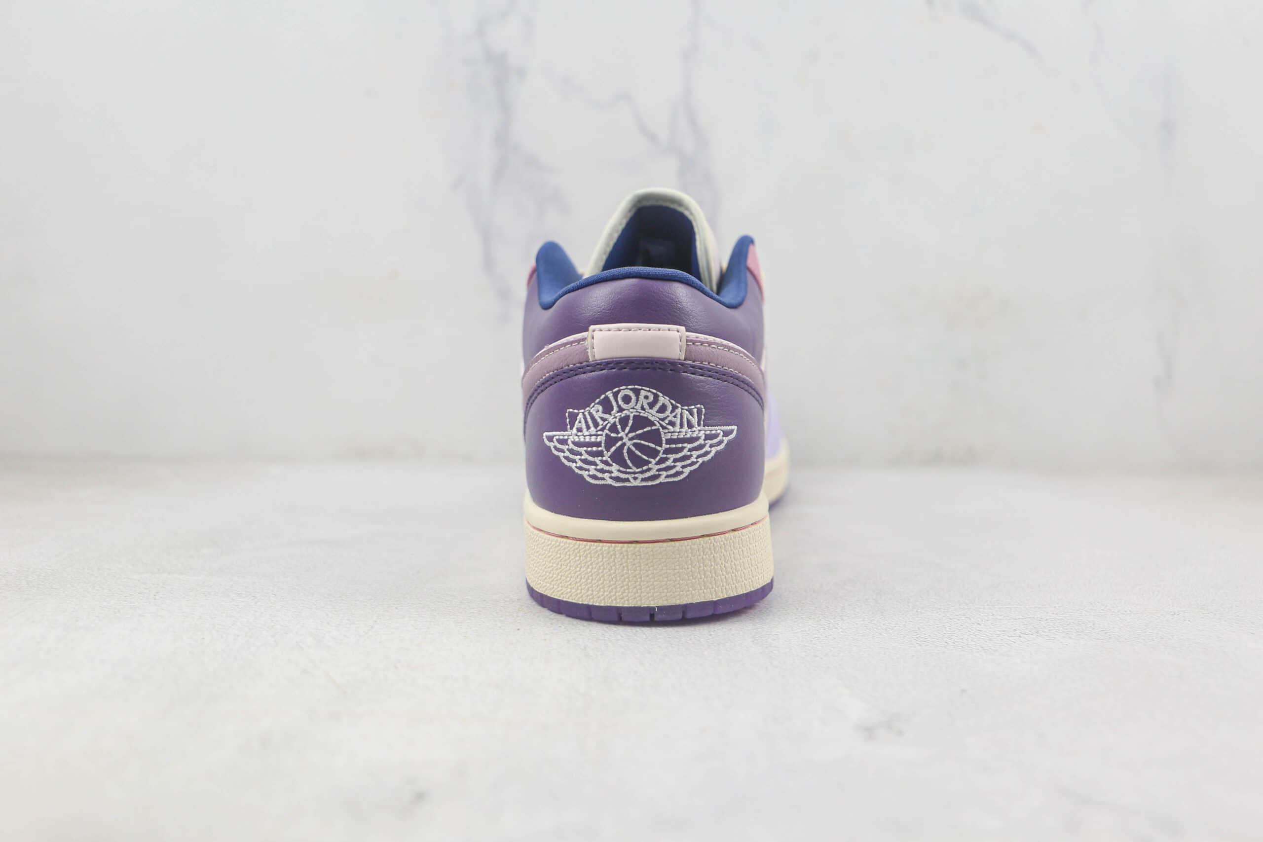 乔丹Air Jordan 1 Low莆田纯原复刻版本低帮AJ1粉紫彩蛋篮球鞋原鞋开模一比一打造 货号:DZ2768-651