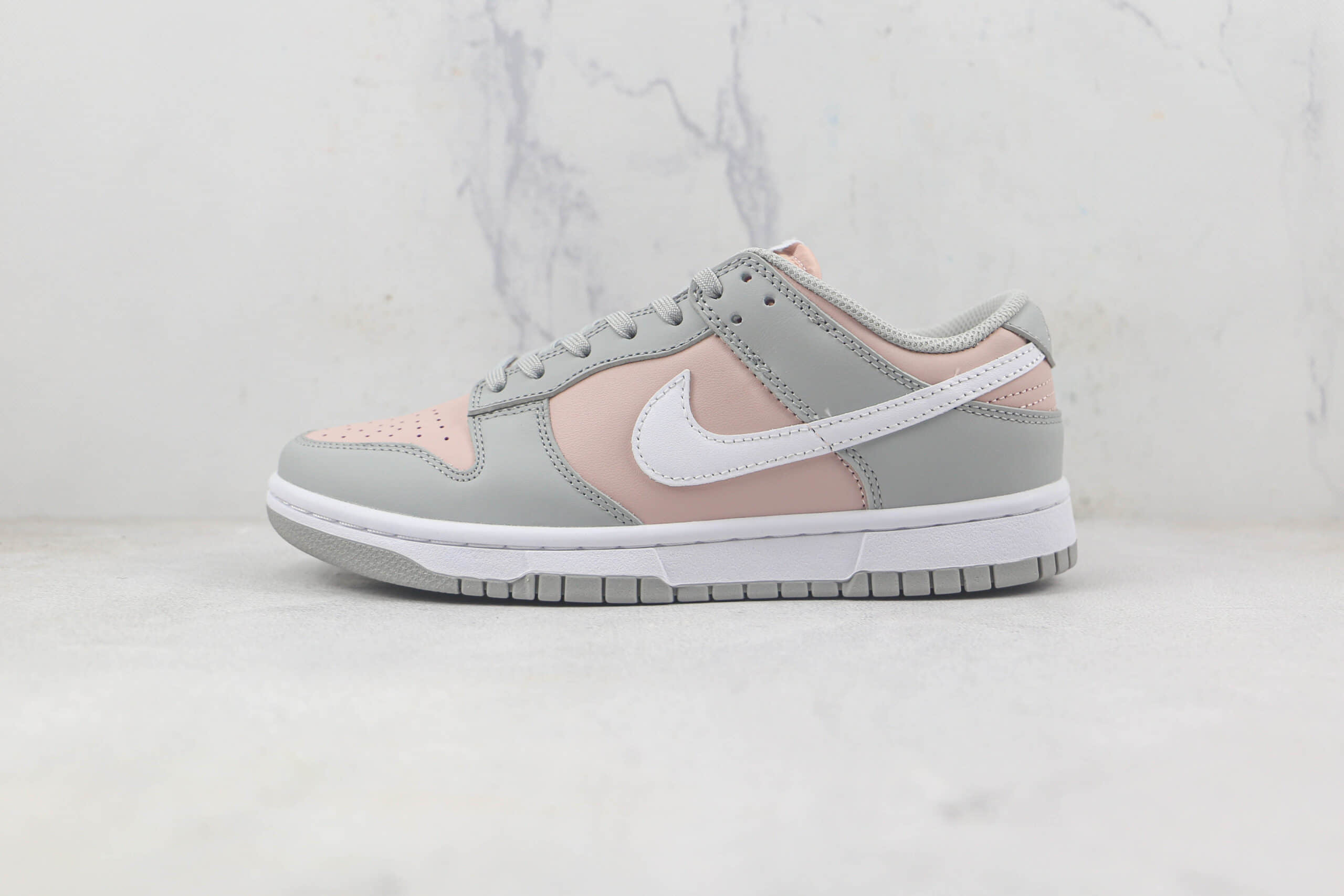 耐克Nike SB Dunk low莆田天花板纯原复刻版本低帮SB DUNK灰粉拼接板鞋内置气垫原盒原标 货号:DM8329-600