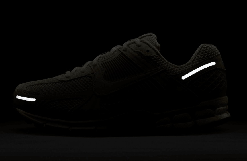 复古氛围满满!Nike Zoom Vomero 5新配色即将发售! 货号:FB8825-111