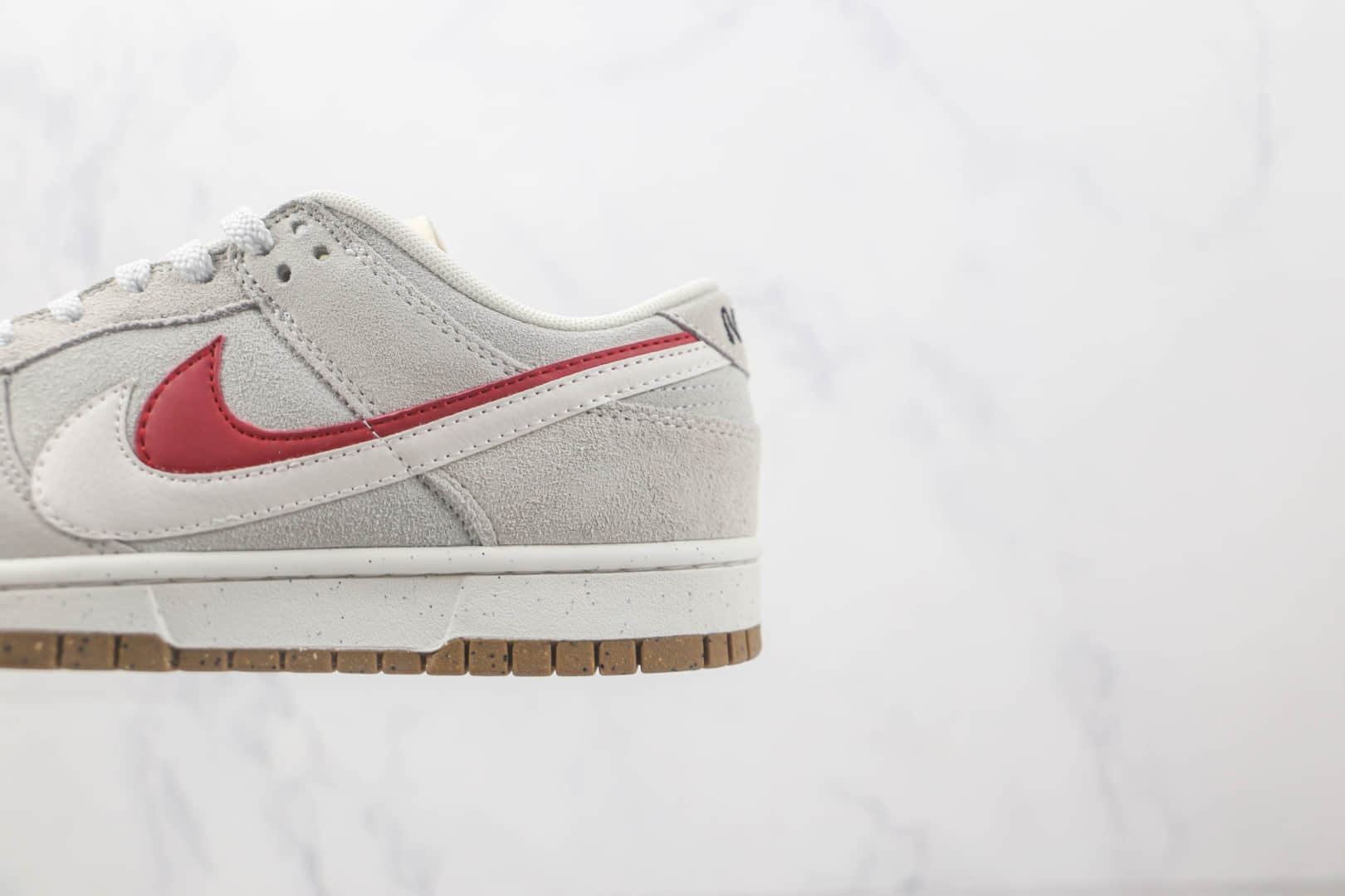 耐克Nike Dunk Low SE 85莆田天花板低帮SB DUNK灰红双勾板鞋原楦头纸板打造 货号:DO9457-100