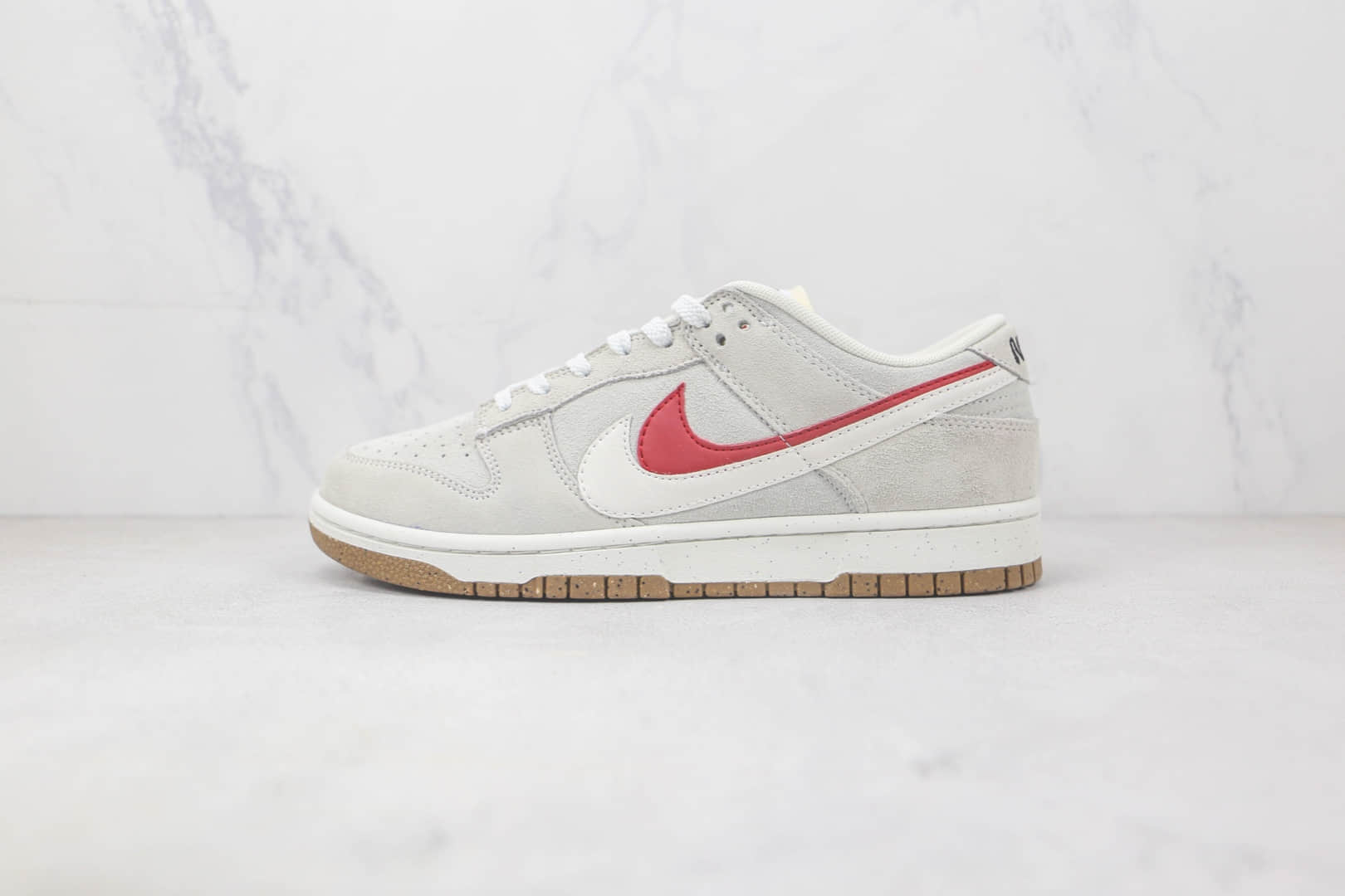 耐克Nike Dunk Low SE 85莆田天花板低帮SB DUNK灰红双勾板鞋原楦头纸板打造 货号:DO9457-100