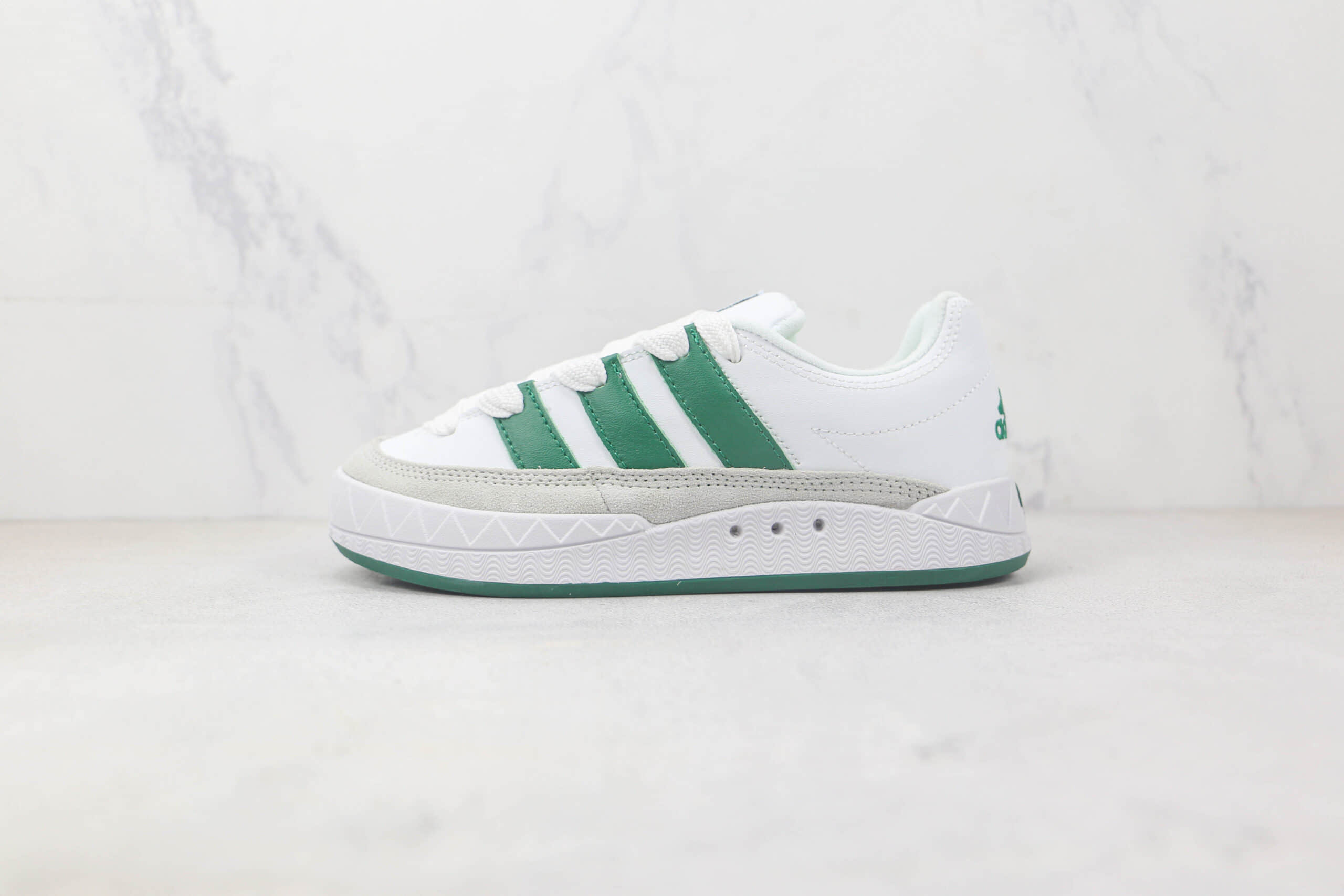 阿迪达斯Adidas ADIMATIC纯原版本低帮白绿色复古板鞋 阿迪达斯三叶草麂皮板鞋 (ID:90276) - 图片1