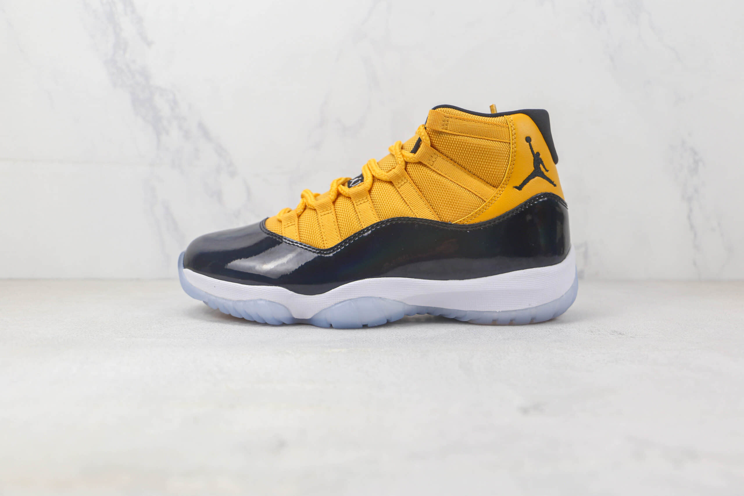 乔丹Air Jordan 11 Low Cool Grey纯原版本高帮AJ11黑黄色篮球鞋 乔丹高帮AJ11碳板篮球鞋 (ID:90441) - 图片1