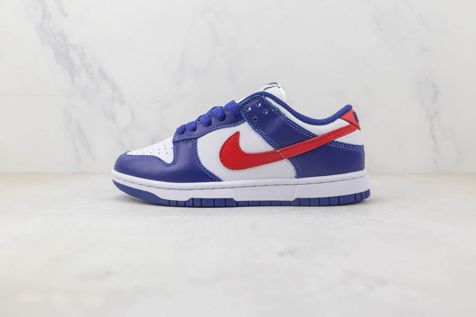 耐克Nike SB Dunk Low纯原版本低帮SB DUNK白蓝红勾板鞋 耐克DUNK系列工厂 (ID:90883) - 图片1