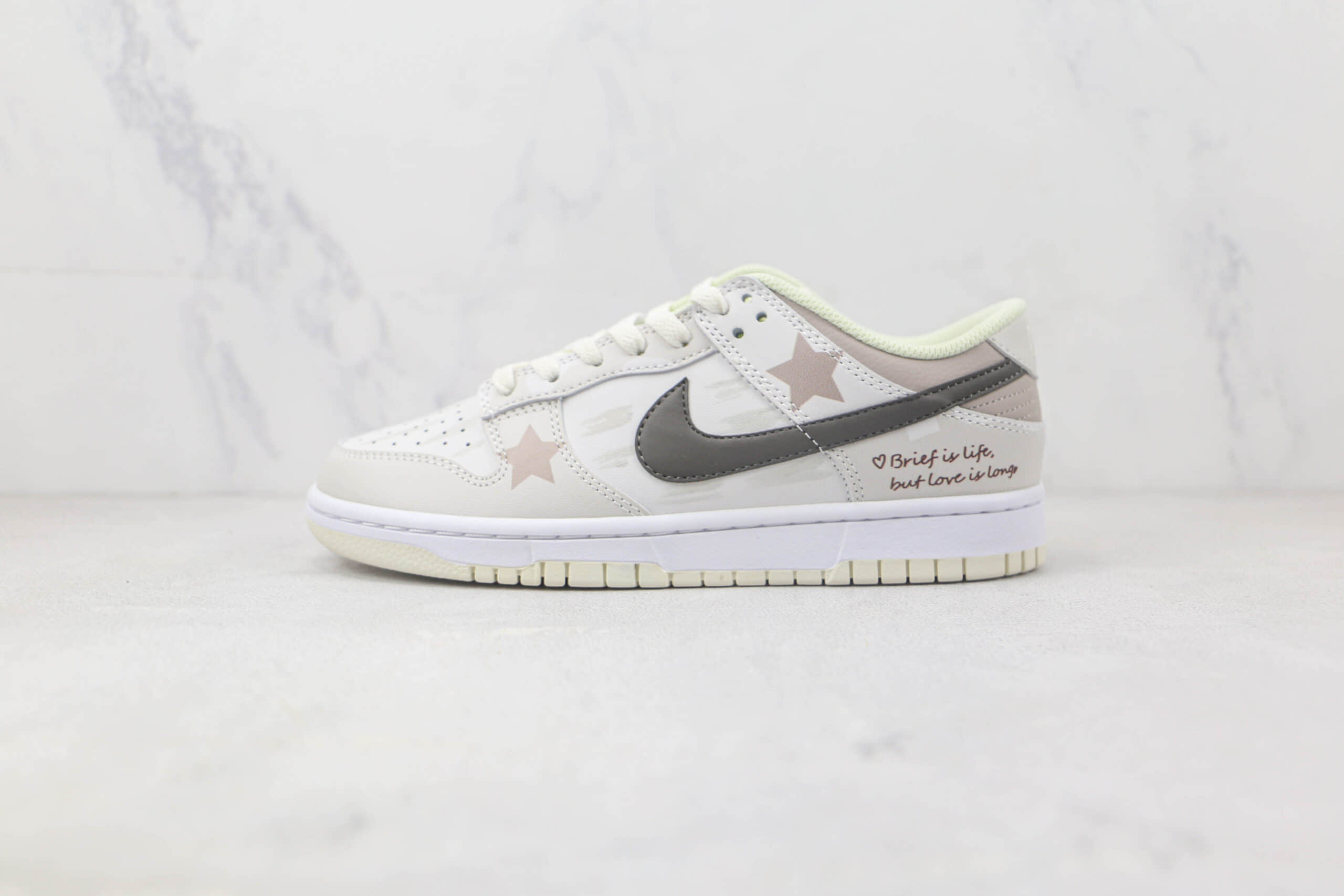耐克Nike Dunk Low Coconut Mik 520纯原版本低帮DUNK星星涂鸦配色板鞋 耐克DUNK520礼盒版本 (ID:91037) - 图片1