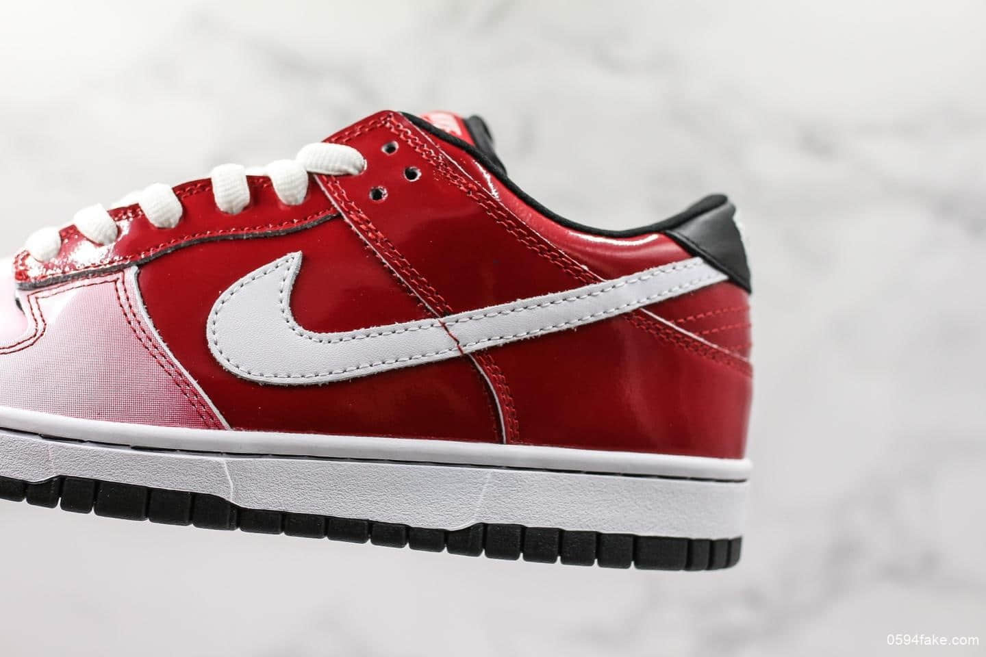 耐克Nike Dunk SB Low Kuwahara Et外星人漆皮公司级版本Dunk Sb新品首发原鞋开模 货号:313170-611