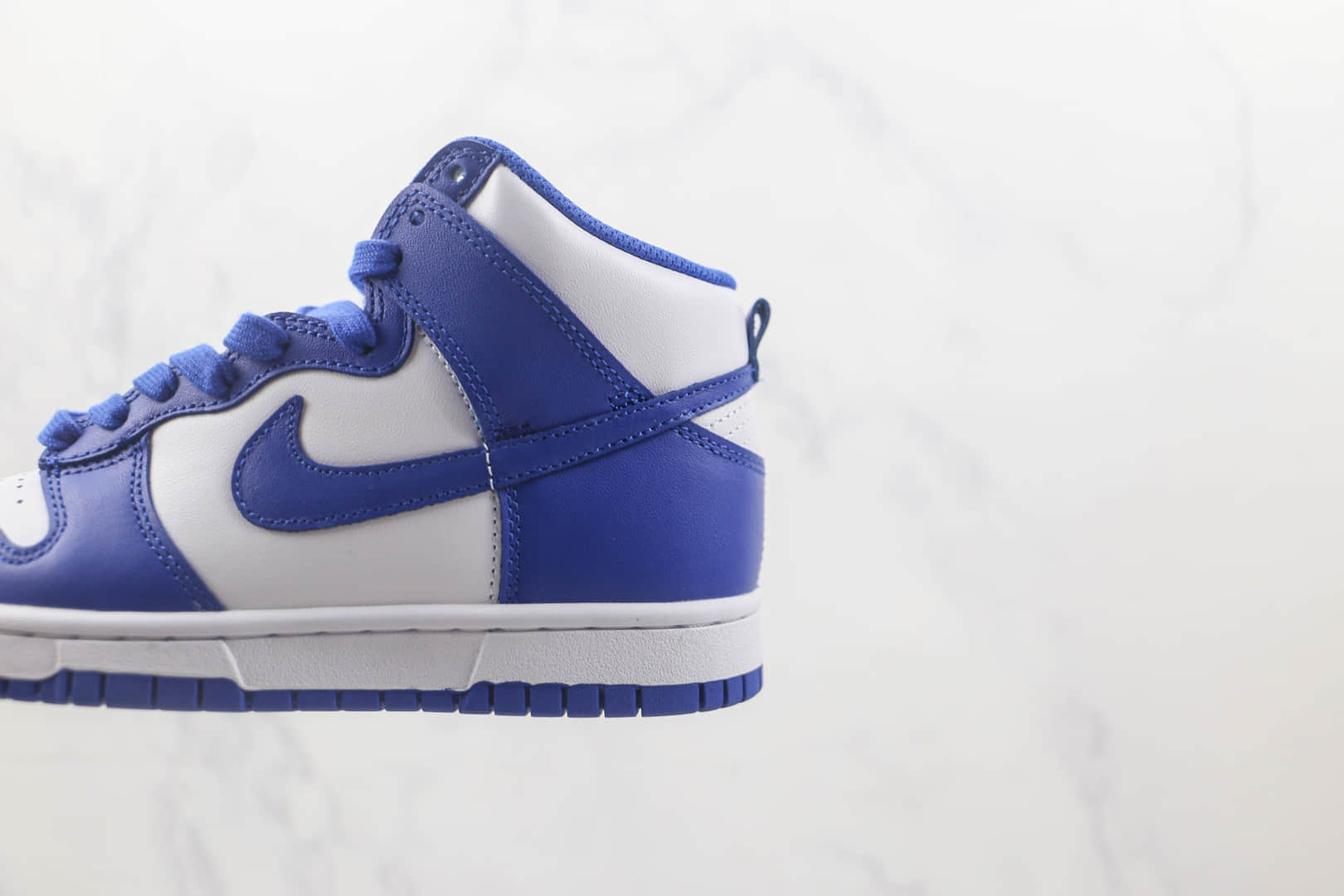 耐克Nike Dunk High纯原版本高帮DUNK大学蓝配色板鞋 莆田耐克DUNK工厂货源 货号:DD1399-102