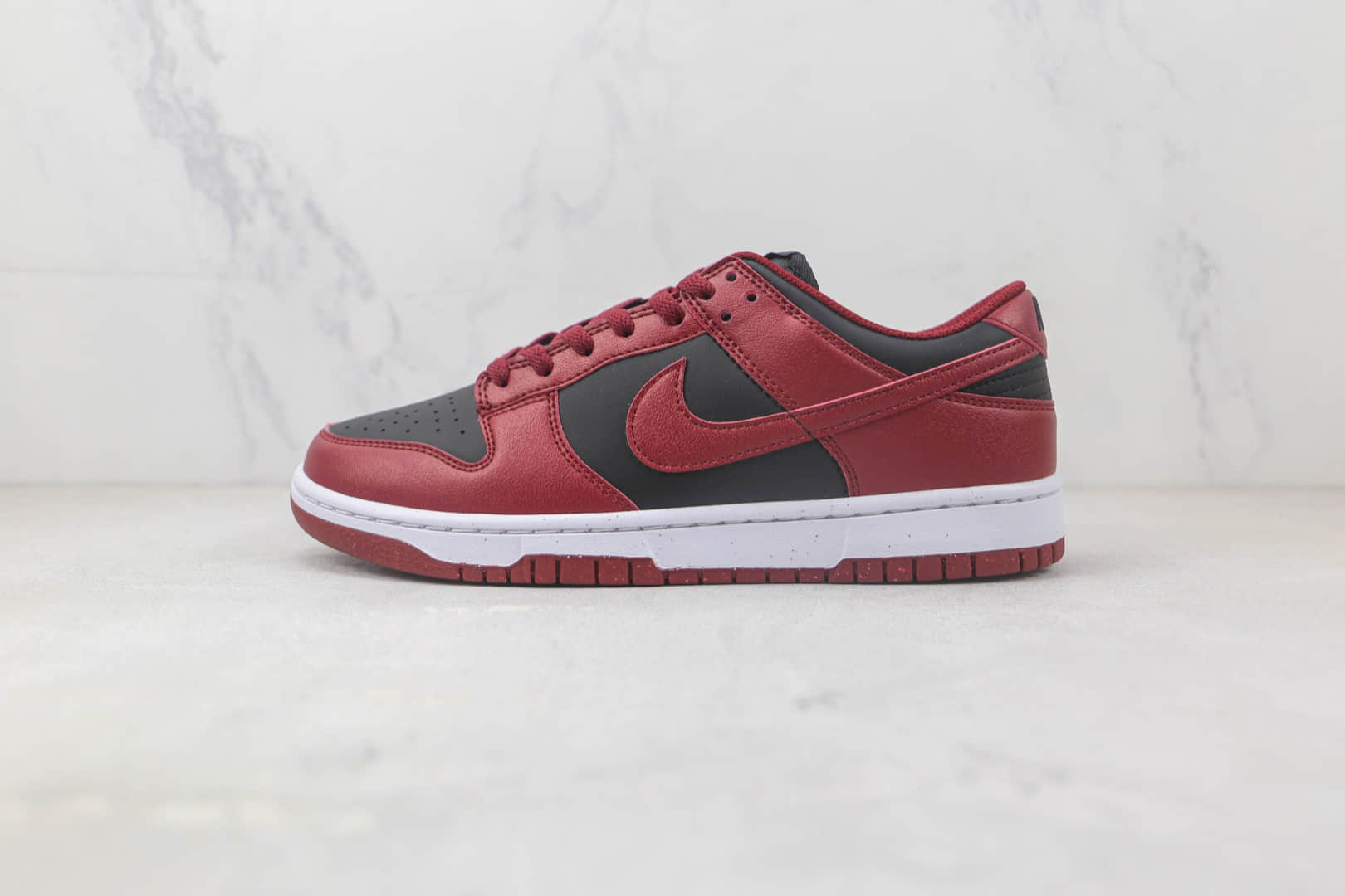 耐克Nike SB Dunk Low Dunk纯原版本低帮SB DUNK黑红色板鞋 耐克DUNK校园板鞋 货号:DN1431-002
