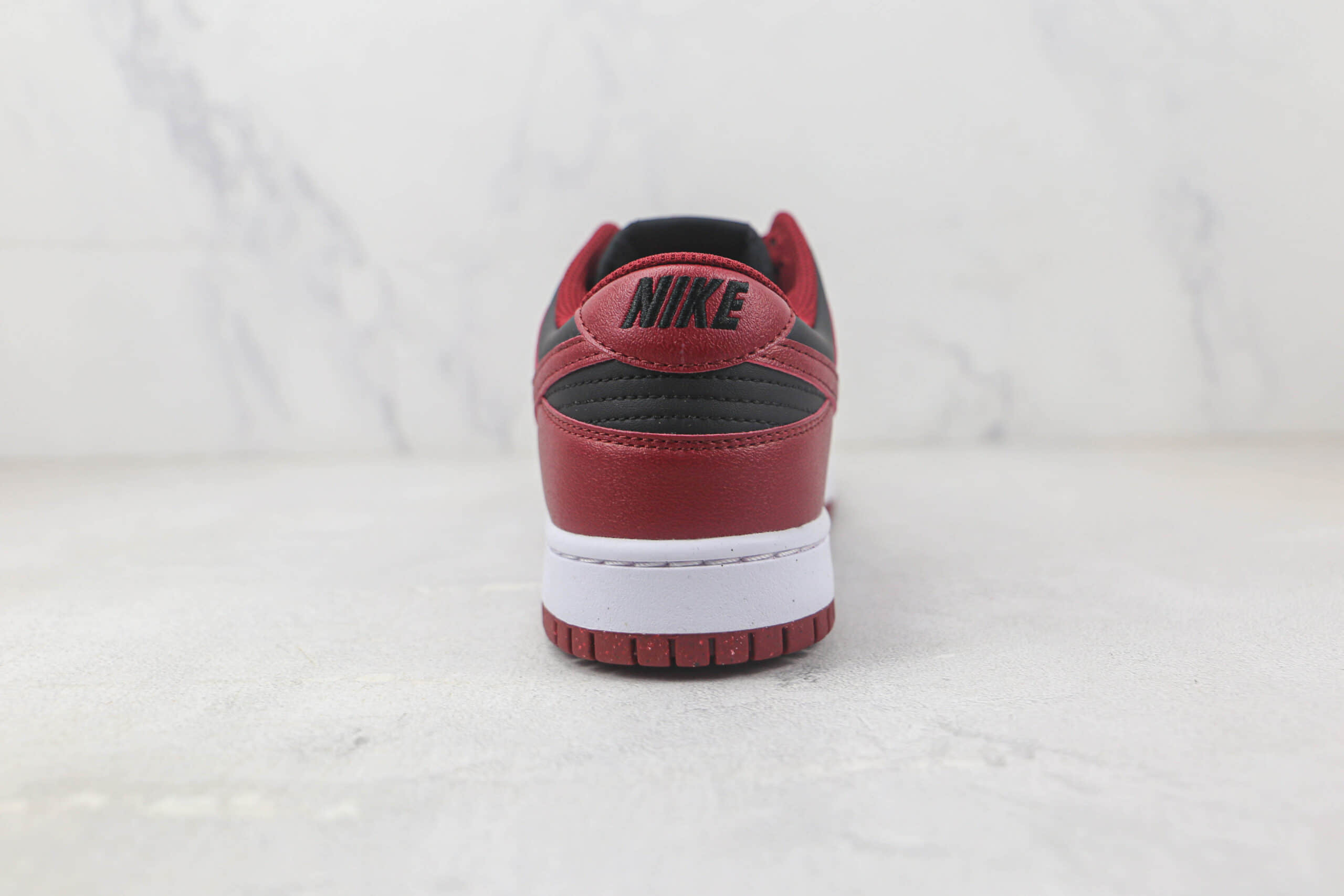 耐克Nike SB Dunk Low Dunk纯原版本低帮SB DUNK黑红色板鞋 耐克DUNK校园板鞋 货号:DN1431-002