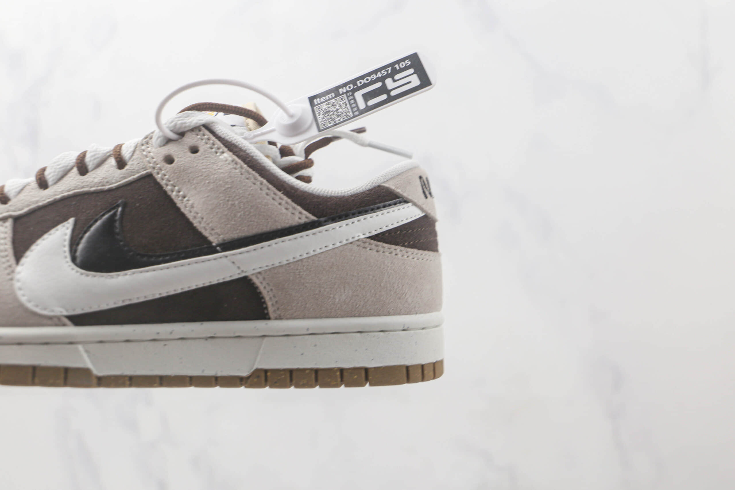 耐克Nike Dunk Low SE 85纯原版本低帮DUNK黑白双钩板鞋 莆田天花板DUNK系列 货号:DO9457-105