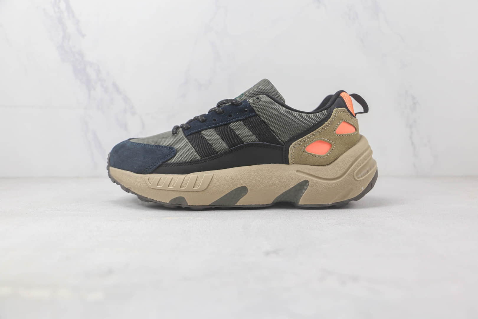 阿迪达斯adidas Originals ZX 22 Boost纯原版本黑灰色复古爆米花跑鞋 阿迪达斯ZX系列跑鞋 (ID:92356) - 图片1