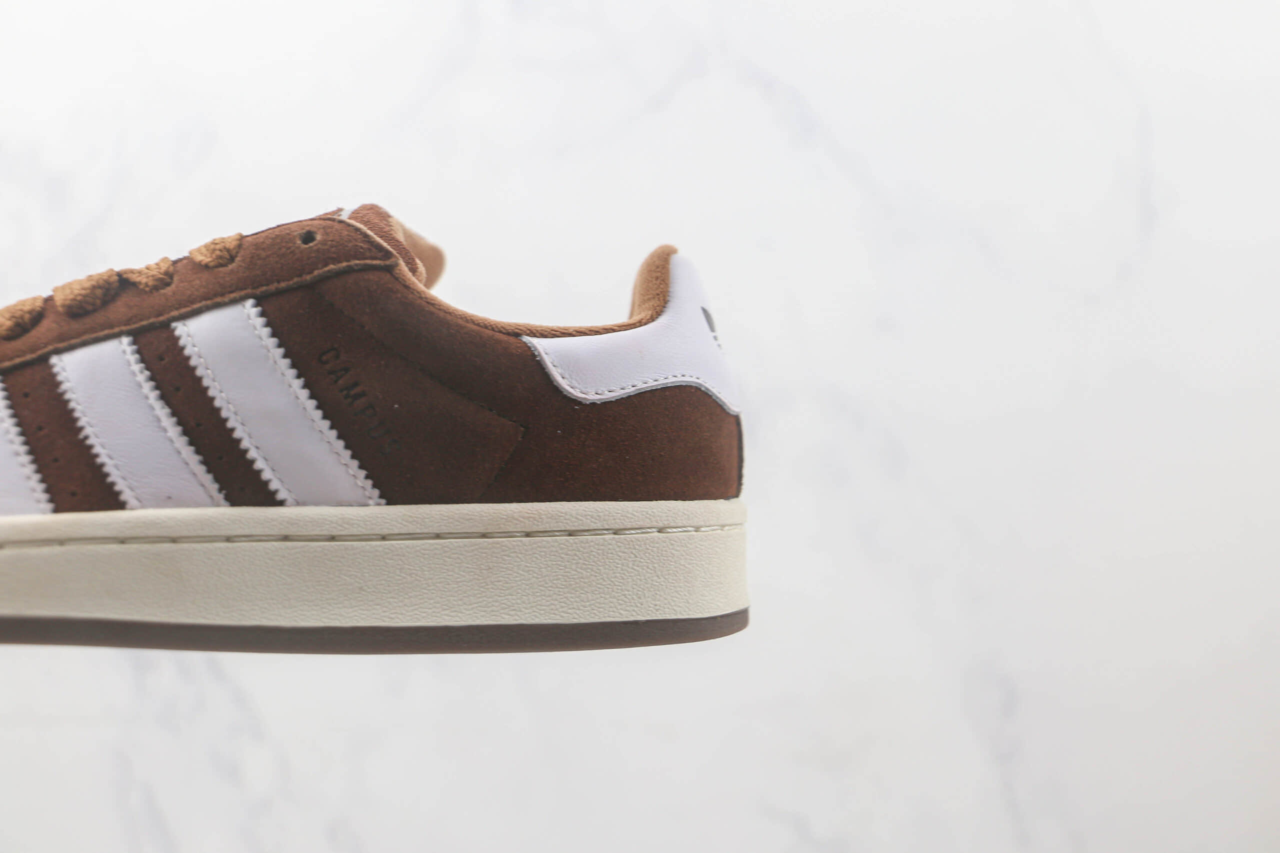 阿迪达斯Adidas Originals Campus 00s纯原版本棕色学院风格复古面包鞋 阿迪达斯校园板鞋 货号:GY6433