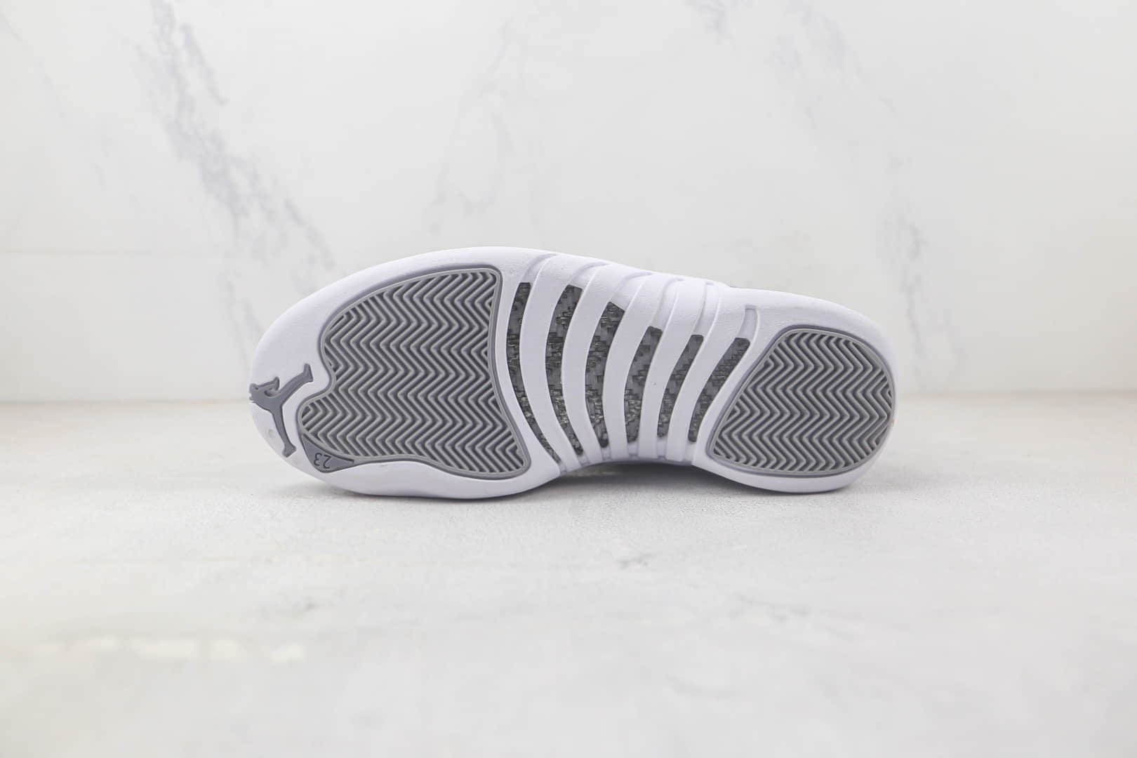 乔丹Air Jordan 12 Stealth纯原版本AJ12银白色篮球鞋 莆田天花板AJ系列 货号:CT8013-015