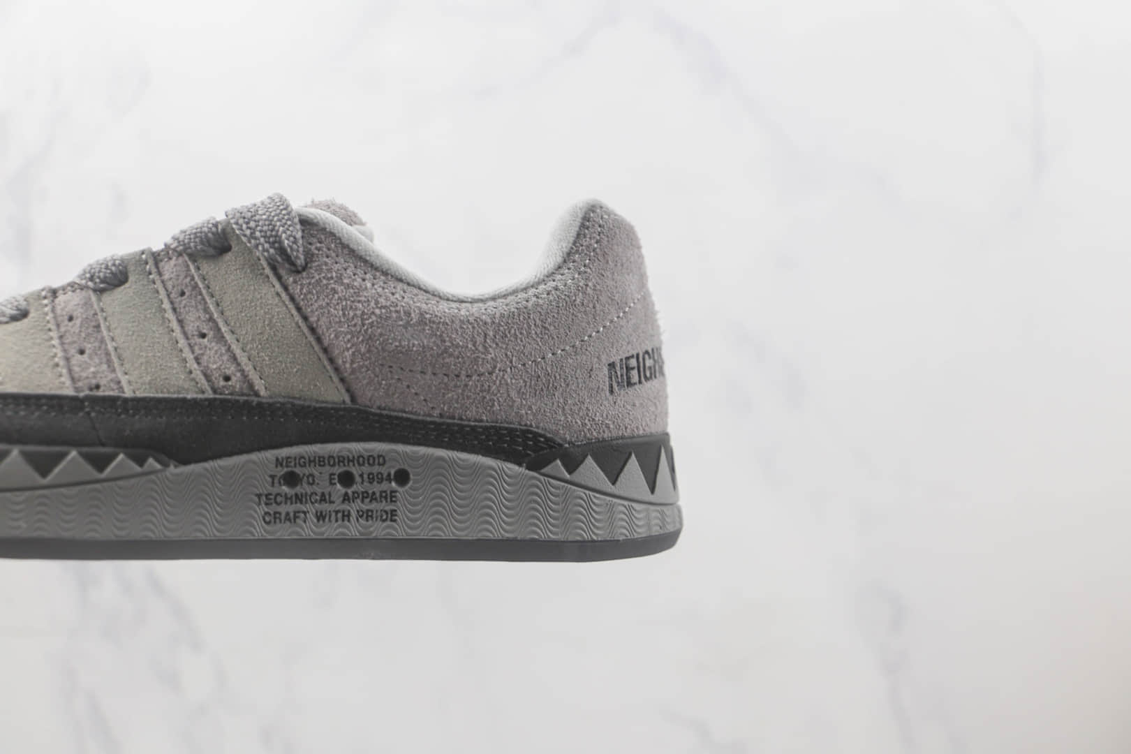 阿迪达斯Adidas ADIMATIC纯原版本灰黑色麂皮面包鞋 阿迪达斯校园板鞋 货号:HP6771