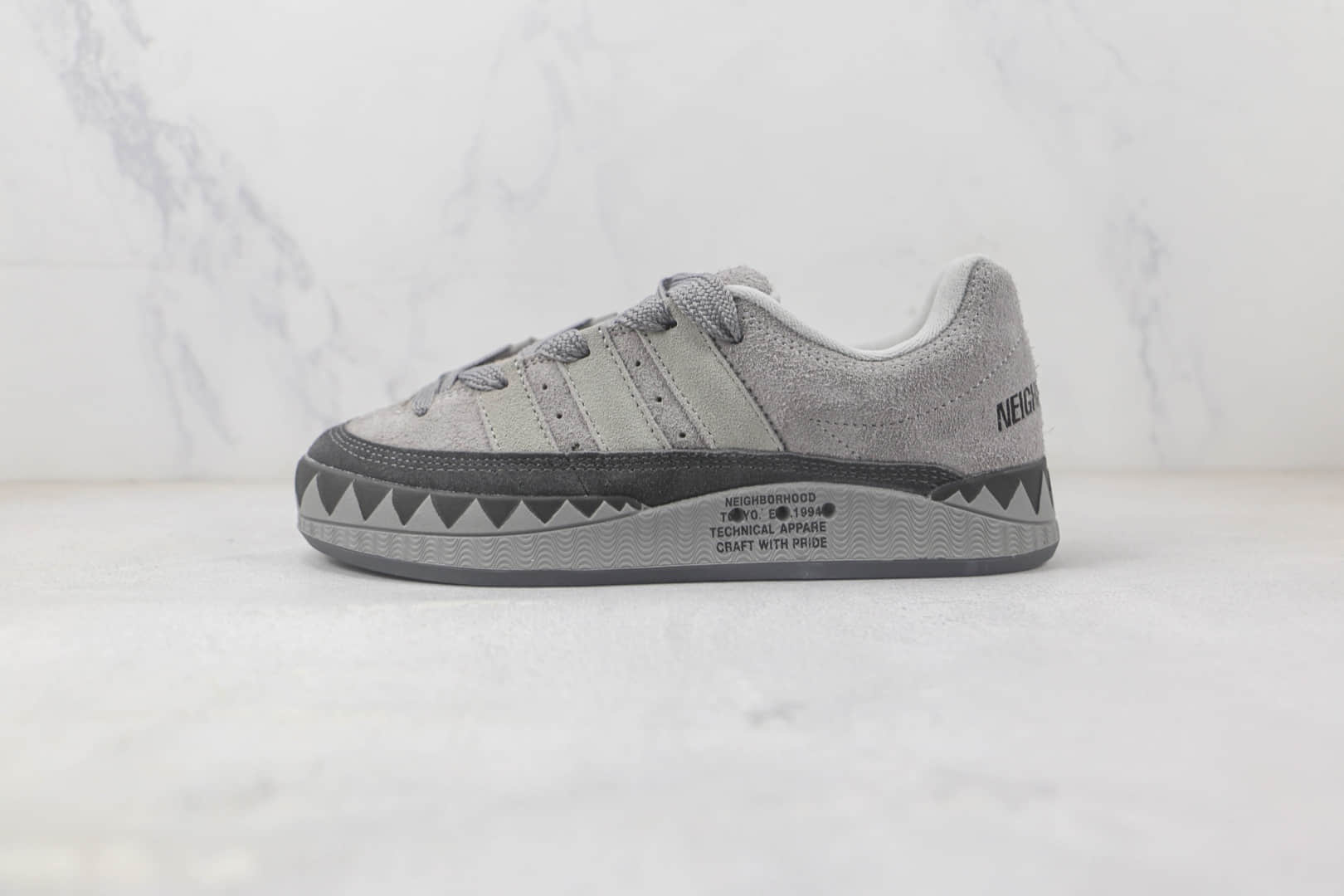 阿迪达斯Adidas ADIMATIC纯原版本灰黑色麂皮面包鞋 阿迪达斯校园板鞋 货号:HP6771