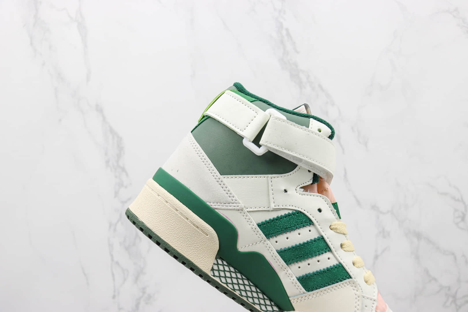 阿迪达斯Adidas Forum 84 High纯原版本高帮Forum84白绿色板鞋 阿迪达斯校园板鞋 货号:GW2203