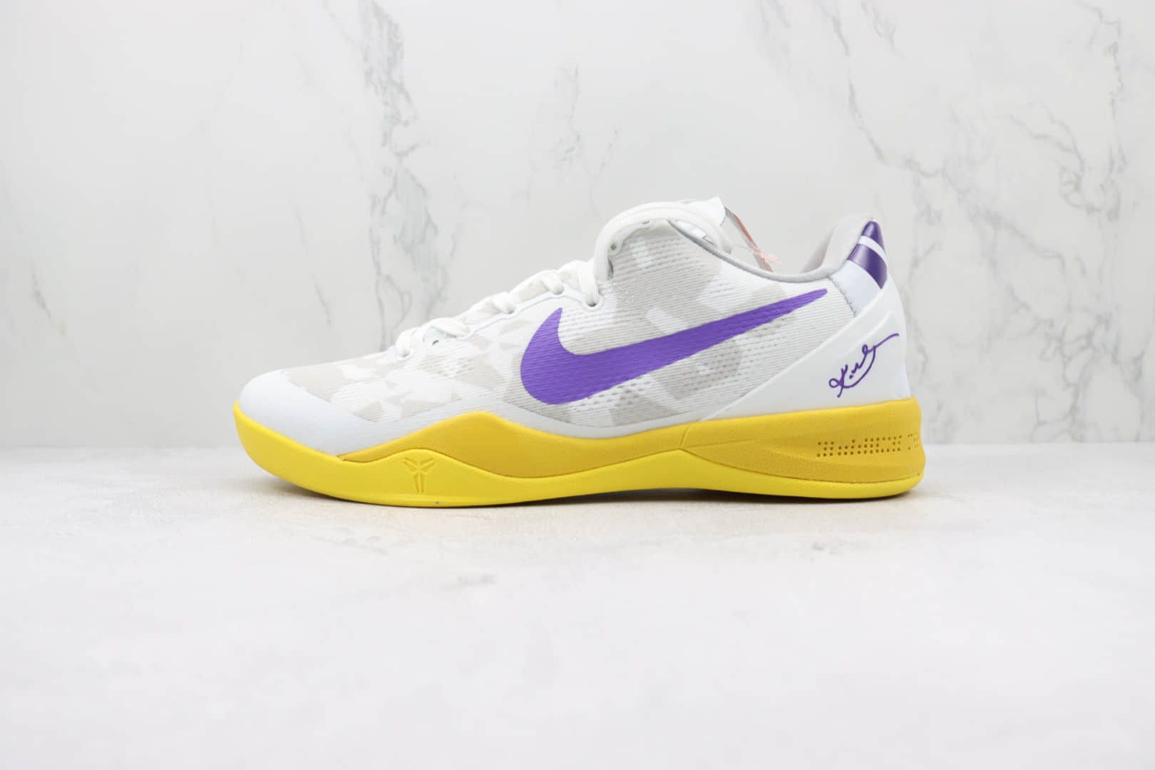 耐克NIKE Kobe 8 Low科比8代白黄紫色实战篮球鞋 莆田天花板科比球鞋 货号:555035-101