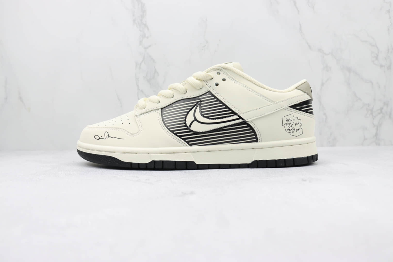 耐克Nike SB Dunk Low纯原版本低帮SB DUNK米白黑涂鸦配色板鞋 莆田天花板DUNK系列 货号:AW2011-631