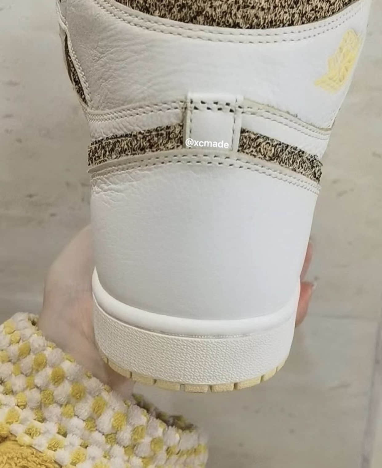 小香风!全新AJ1实物细节曝光! 货号:FD8631-100