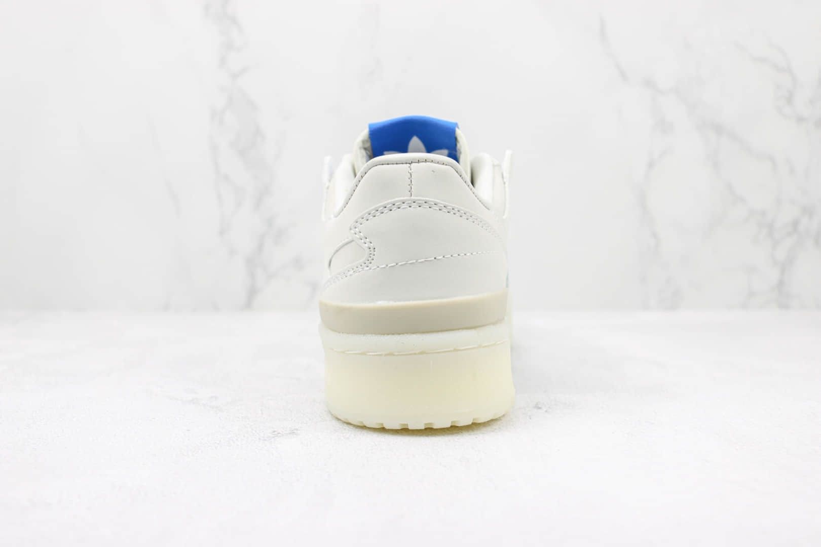 阿迪达斯Adidas Originals Forum Exhibit 84 Low纯原版本Forum84罗马系列水泥灰金配色板鞋 莆田阿迪达斯校园板鞋 货号:HQ1506