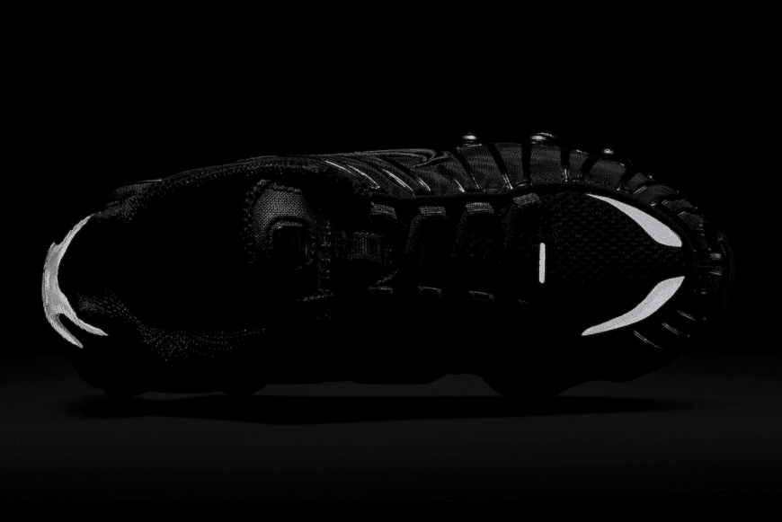 黑武士or纯白?全新Nike Shox TL官图释出!
