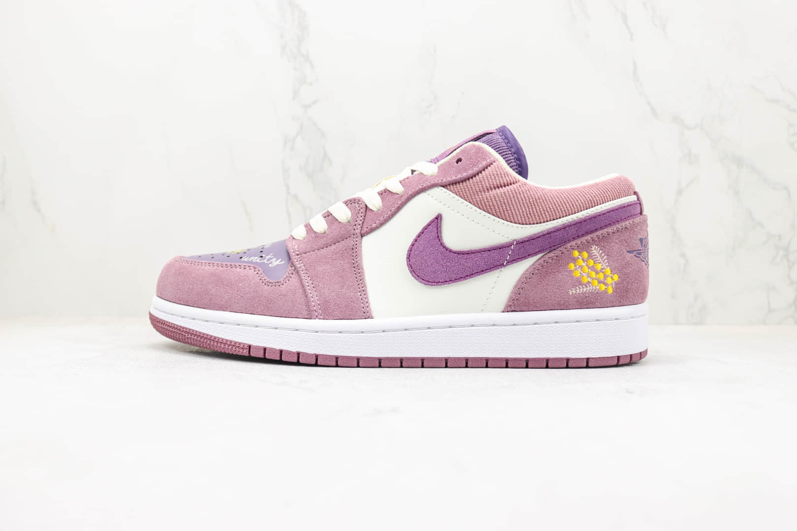 乔丹Air Jordan 1 Low纯原版本低帮AJ1紫罗兰薰衣草配色板鞋 天花板AJ1系列板鞋 (ID:94912) - 图片1