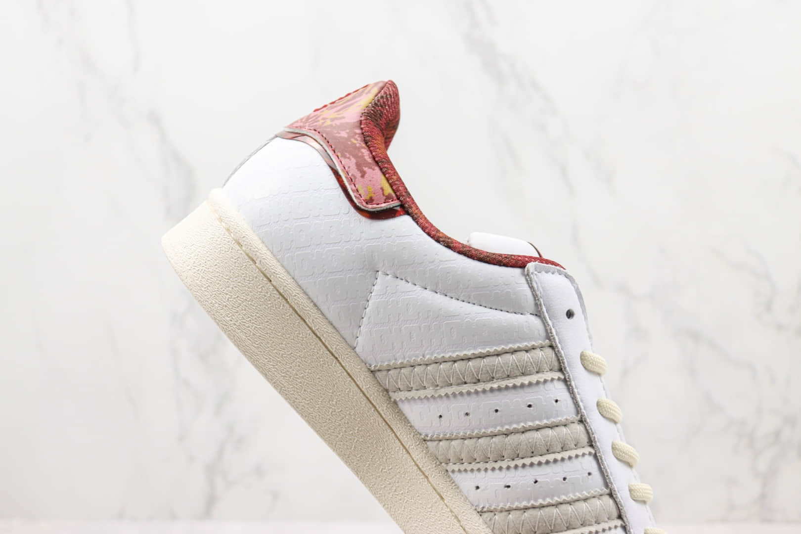 阿迪达斯Adidas Originals Superstar纯原版本兔年限定贝壳头迷彩尾板鞋 阿迪达斯贝壳头系列 货号:IF2577