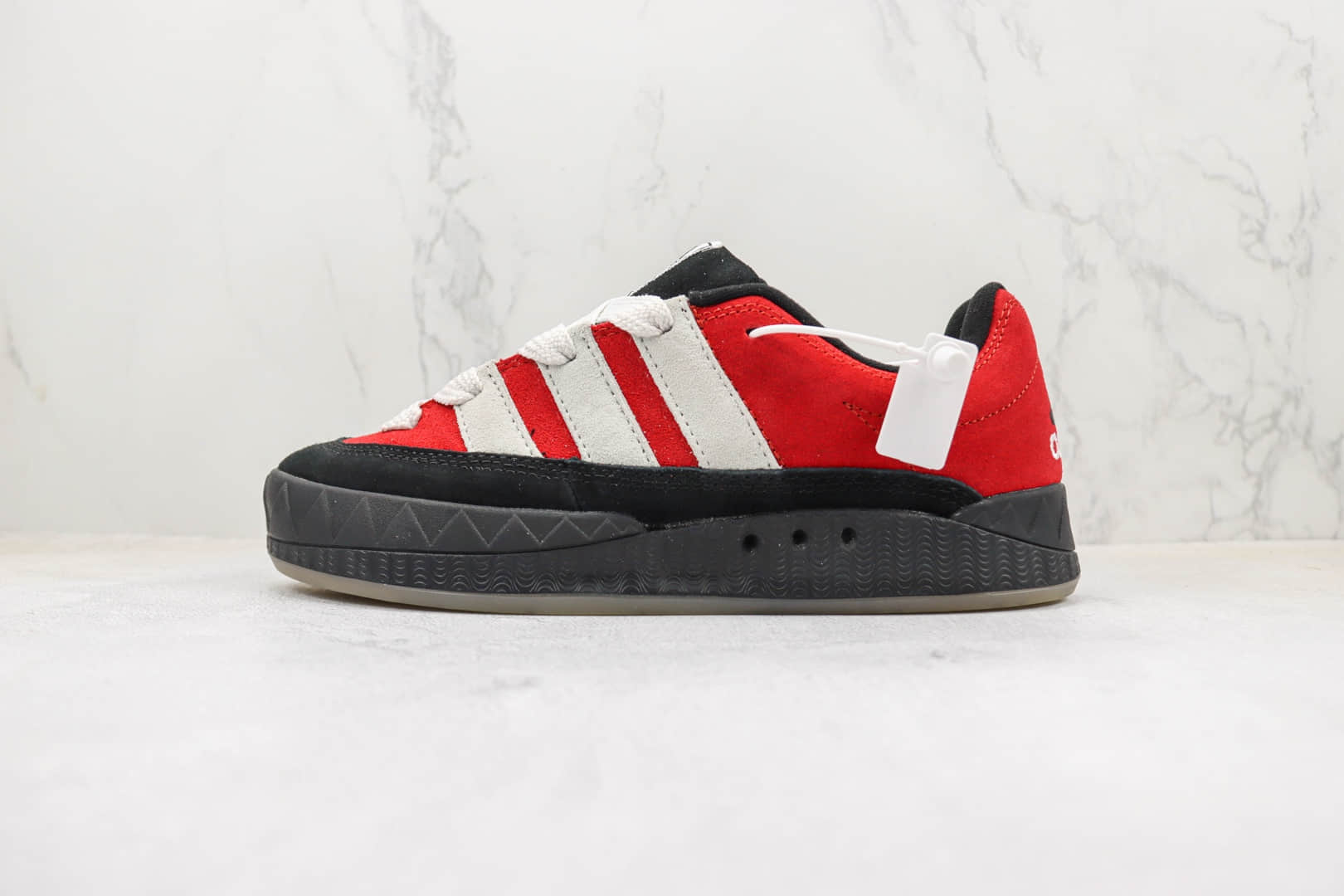 阿迪达斯adidas Adimatic Jamal smith纯原版本鲨鱼酒红色复古面包鞋 莆田阿迪达斯货源 货号:GY2093
