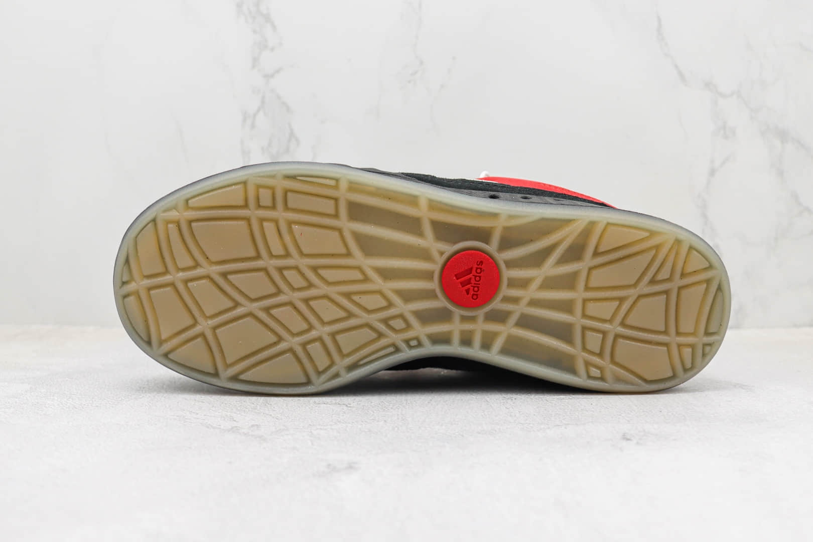 阿迪达斯adidas Adimatic Jamal smith纯原版本鲨鱼酒红色复古面包鞋 莆田阿迪达斯货源 货号:GY2093