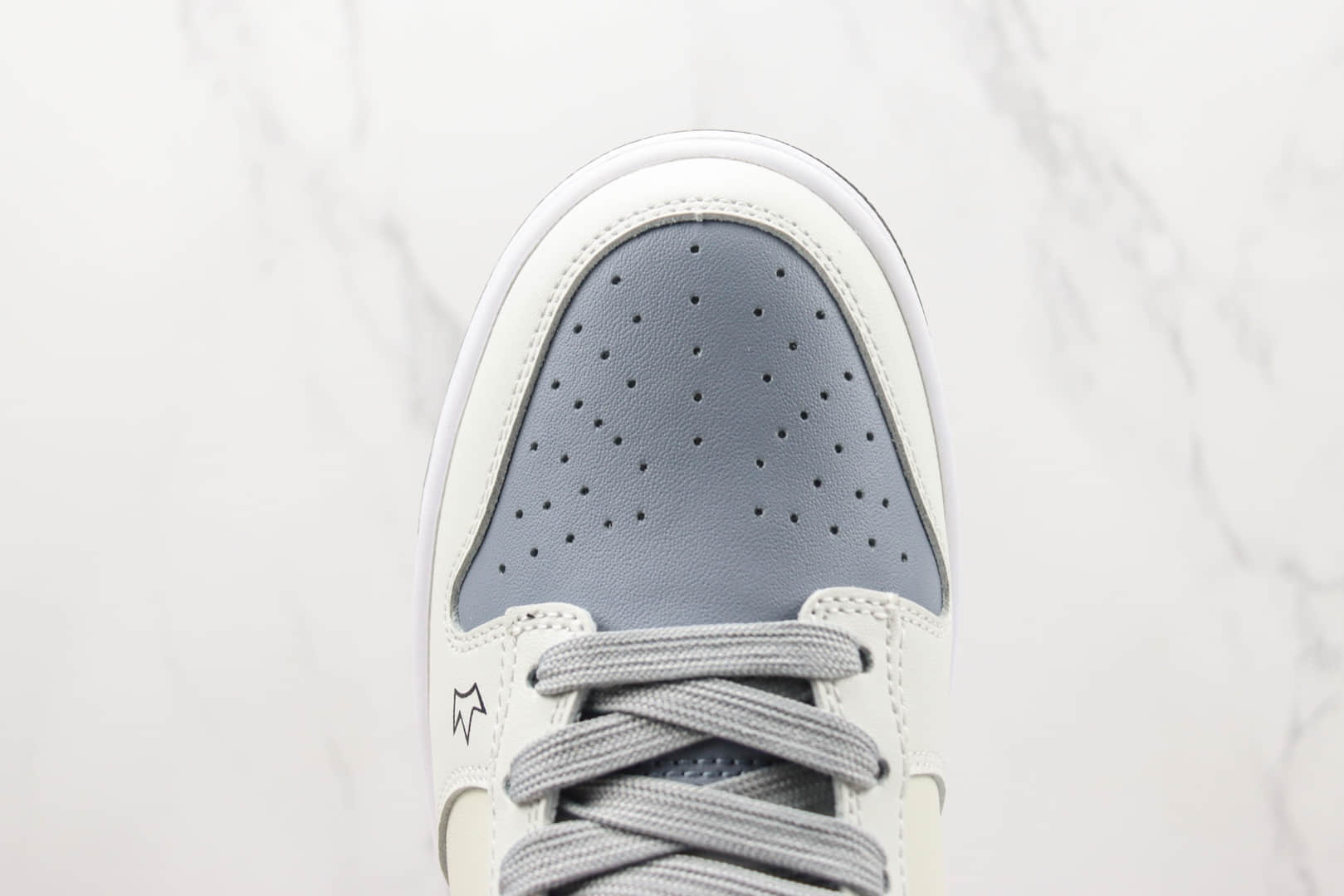 耐克Nike SB Dunk Low纯原版本低帮SB DUNK大友克洋联名款淡黄蓝拼色黑勾英文字母配色板鞋 莆田天花板DUNK系列 货号:DD3696-255