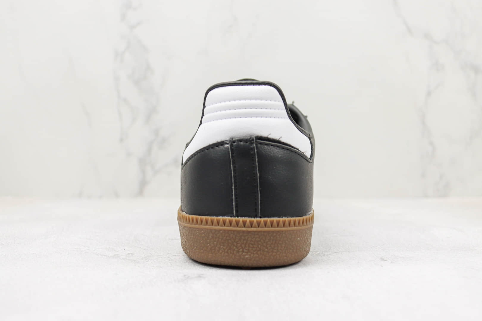 阿迪达斯adidas Samba VEGAN纯原版本桑巴纪念日系列黑白运动板鞋 莆田阿迪达斯货源 货号:B75807