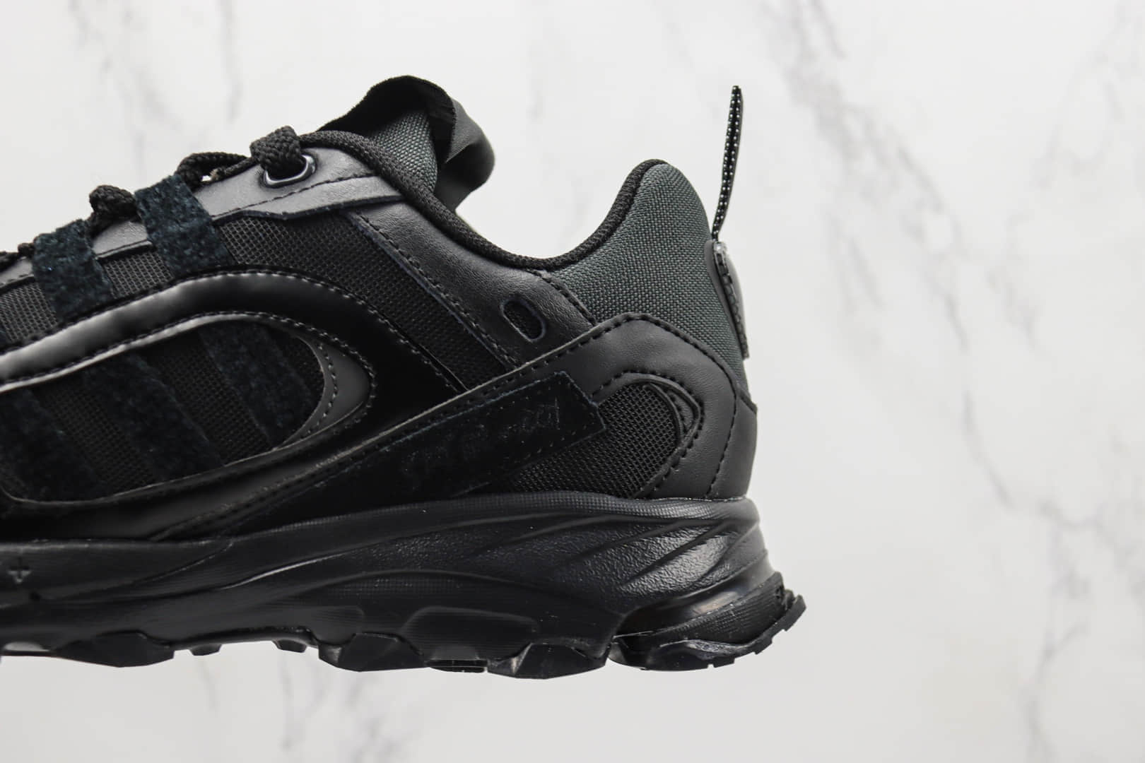 阿迪达斯adidas Sftm Shadowturf纯原版本SFTM联名黑色登山跑鞋 莆田阿迪达斯货源 货号:HQ3935