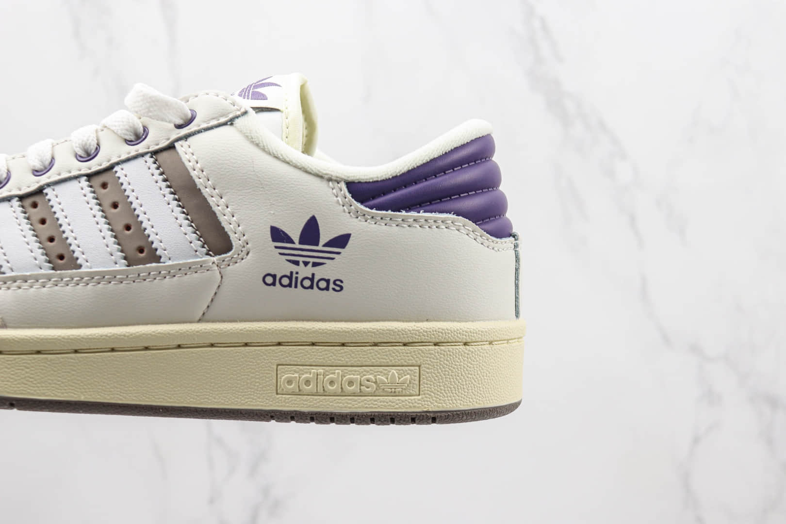 阿迪达斯adidas Centennial 85 Low纯原版本白棕紫色复古板鞋 莆田阿迪达斯货源 货号:IE2369