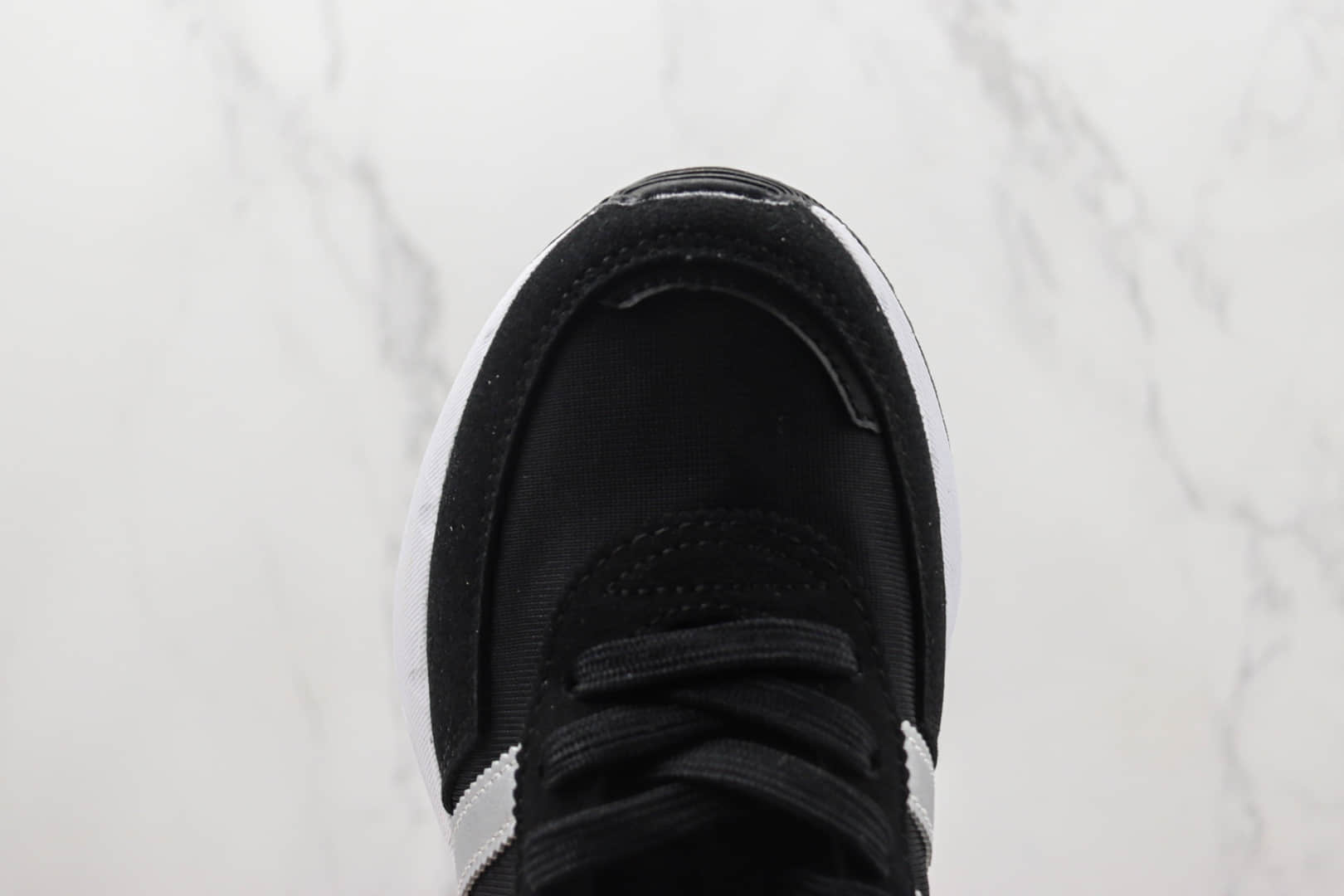 阿迪达斯adidas Retropy F2 W纯原版本黑白色复古跑鞋 莆田阿迪达斯货源 货号:GW9409
