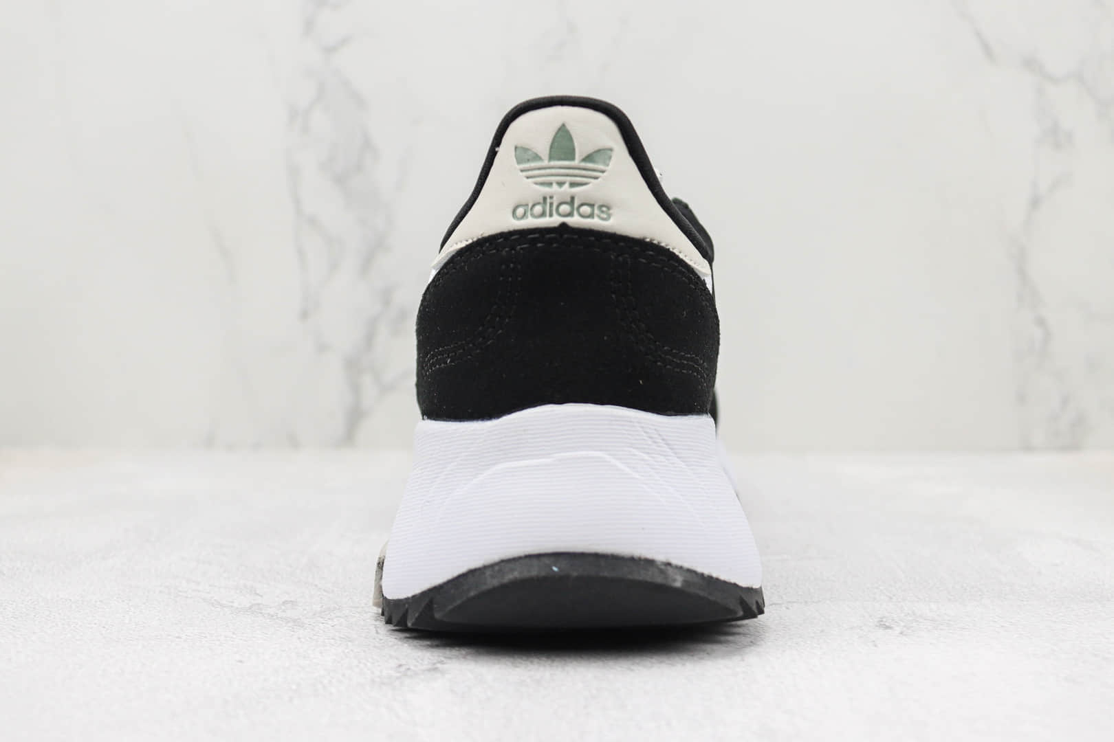阿迪达斯adidas Retropy F2 W纯原版本黑白色复古跑鞋 莆田阿迪达斯货源 货号:GW9409