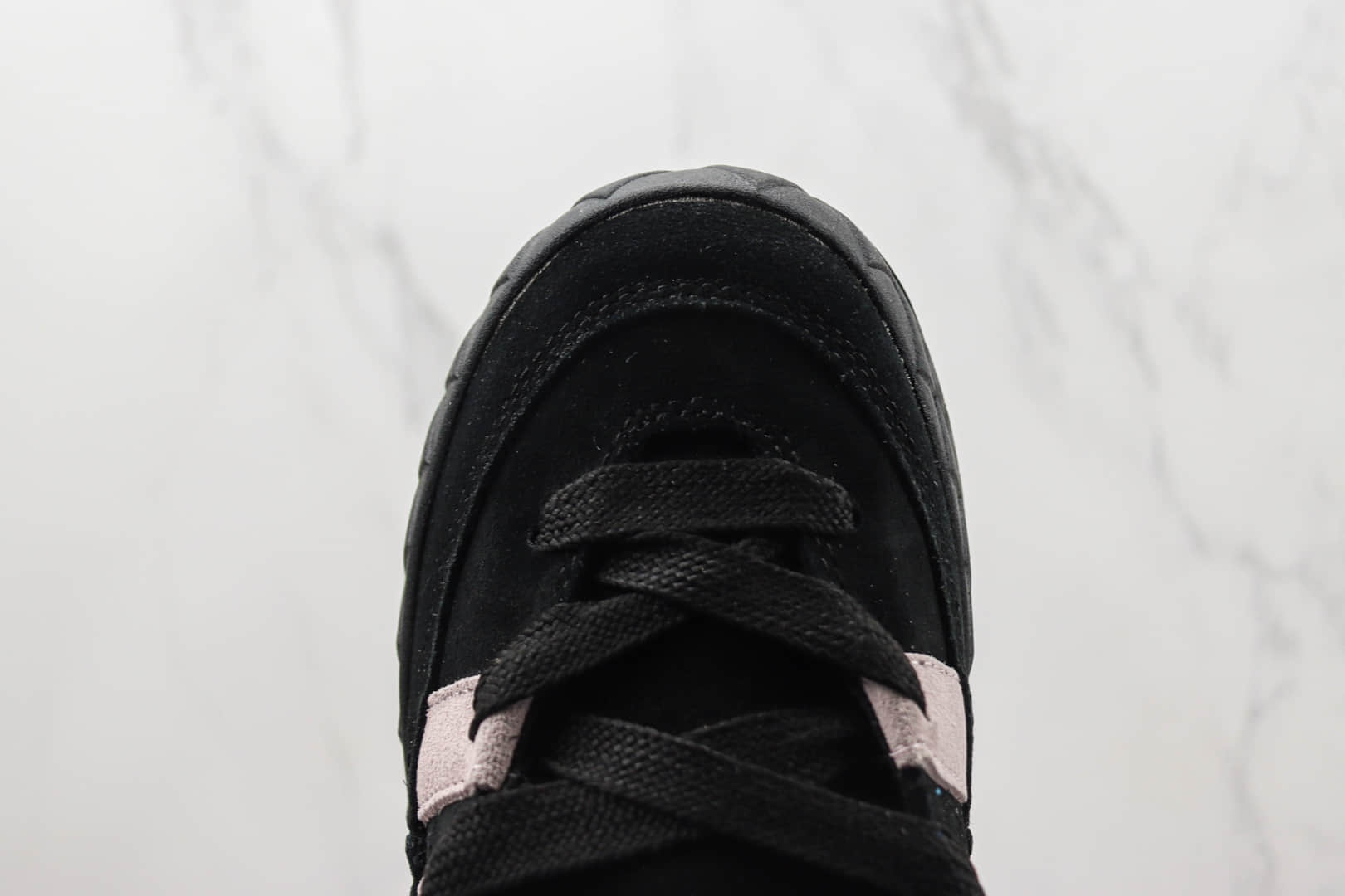 阿迪达斯adidas Adimatic Low纯原版本马蒂奇黑粉色鲨鱼面包鞋 莆田复刻阿迪达斯 货号:GY2092