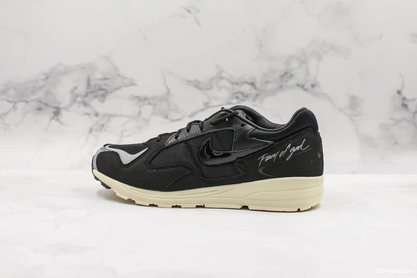 耐克Fear of God x Nike Air Skylon 2 White Black恐惧上帝再度FOG联名公司级版本天龙二代复古百搭休闲运动慢跑鞋 货号:BQ2752-001