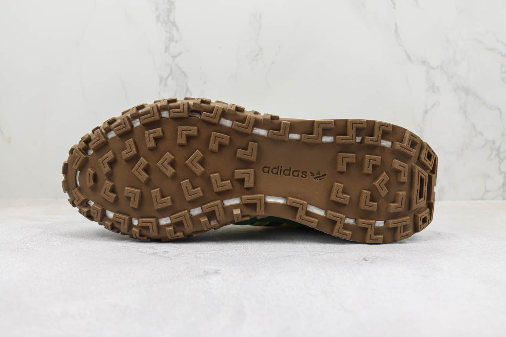 阿迪达斯adidas Retropy Boost E5 W.R.P纯原版本E5二代绿黄色复古慢跑鞋 莆田阿迪达斯货源 货号:HP2192