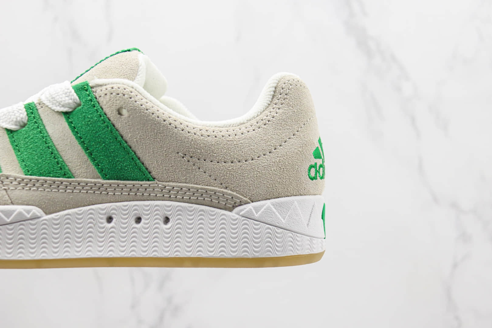 阿迪达斯Atmos x adidas Adimatic Low纯原版本马蒂奇联名灰绿色鲨鱼面包鞋 莆田阿迪达斯货源 货号:HR0776