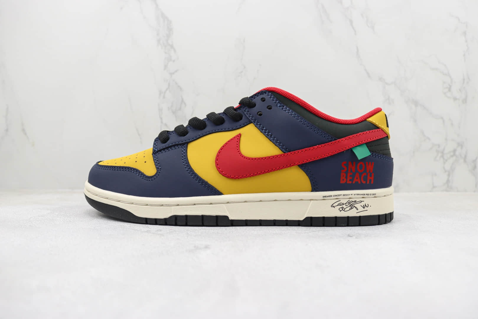 耐克NIKE SB Dunk Low大友克洋联名款纯原版本低帮SB DUNK蓝黄红勾英文印花雪地沙滩配色板鞋 莆田天花板DUNK系列 (ID:96284) - 图片1