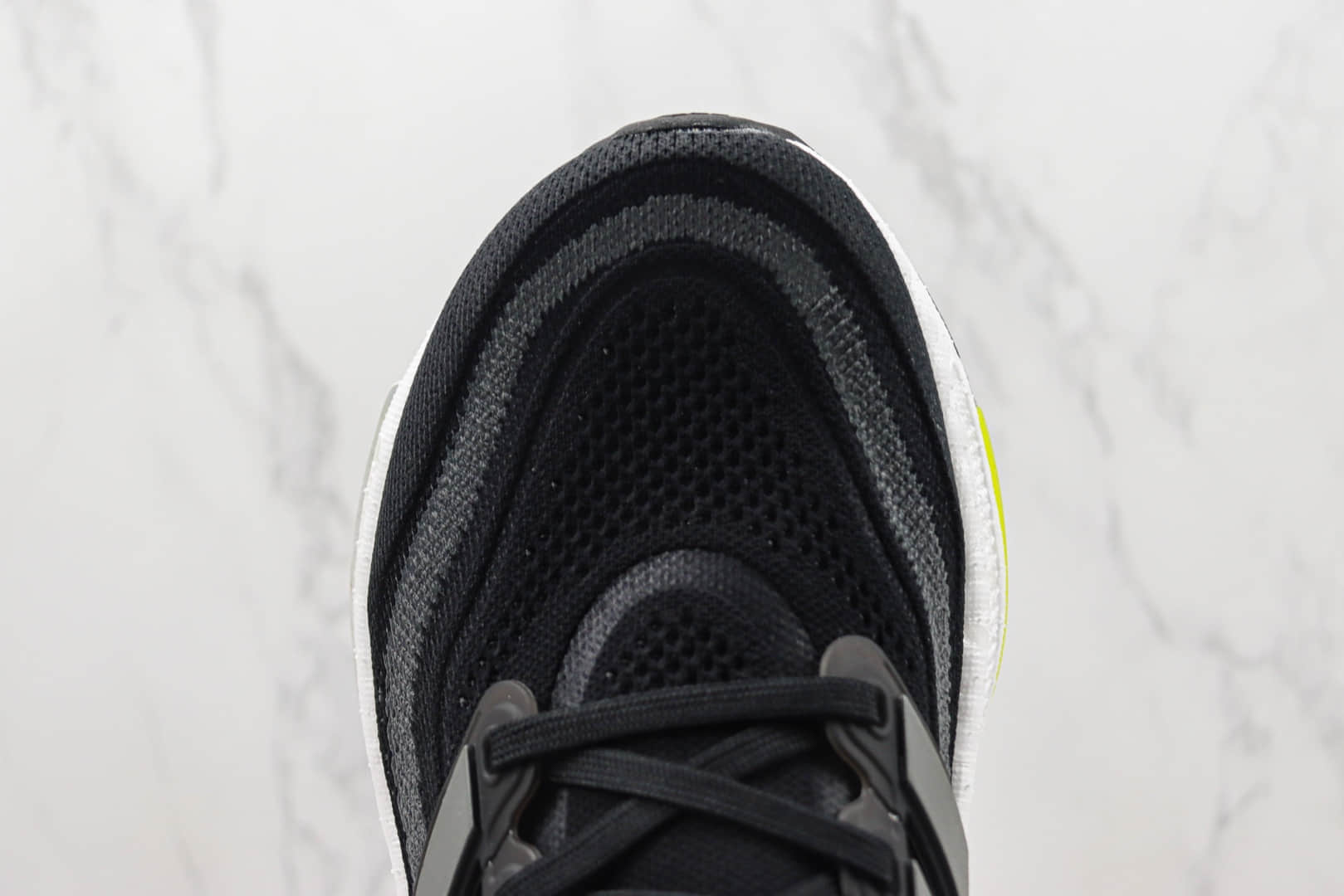 阿迪达斯Adidas Ultra Boost Light 23纯原版本UB9.0爆米花黑绿色跑鞋 莆田阿迪达斯爆米花系列跑鞋 货号:HQ6339