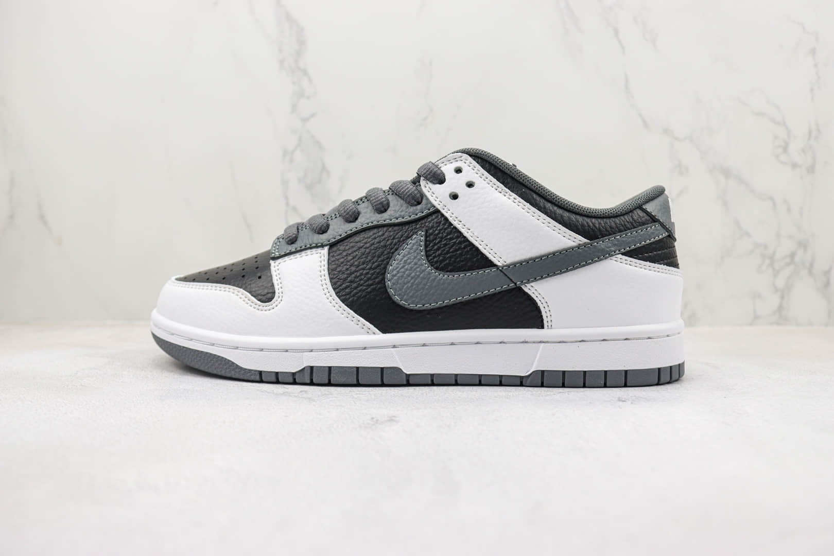 耐克NIKE SB Dunk Low纯原版本大友克洋SB DUNK黑白色板鞋 莆田DUNK系列板鞋 (ID:96466) - 图片1