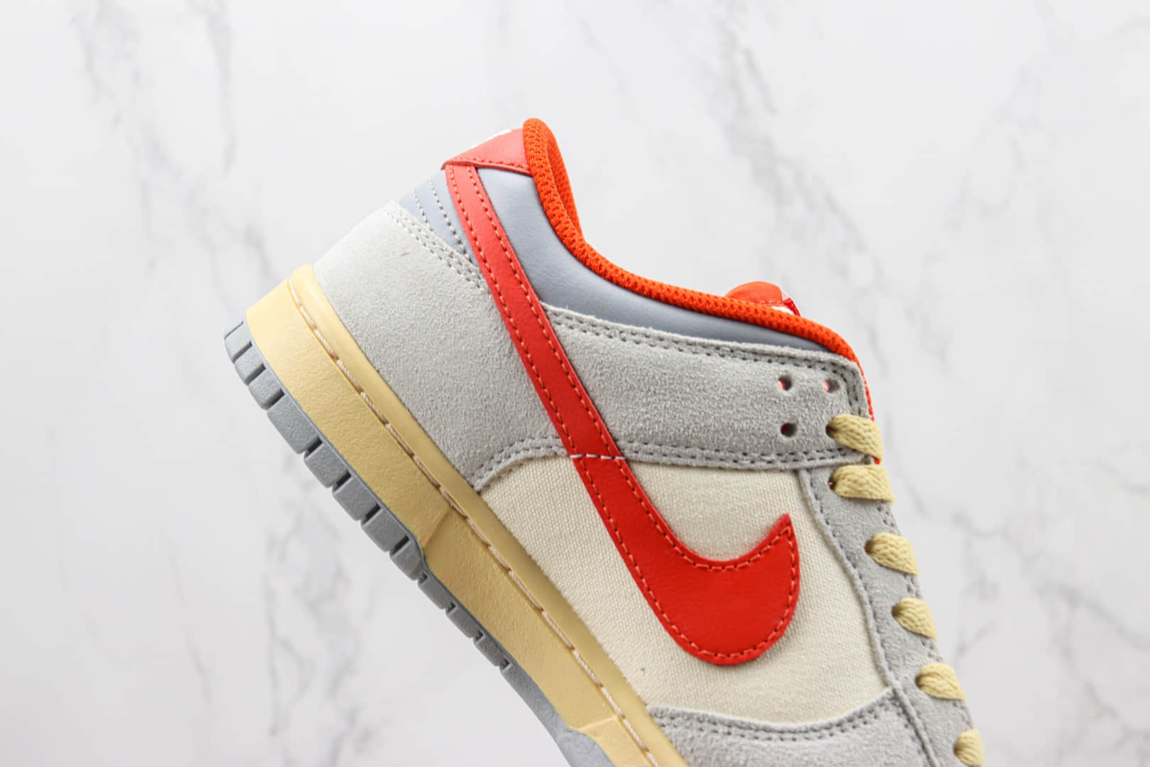 耐克Nike SB Dunk Low纯原版本低帮SB Dunk灰白橙色板鞋 莆田天花板Dunk系列 货号:FJ5429-133