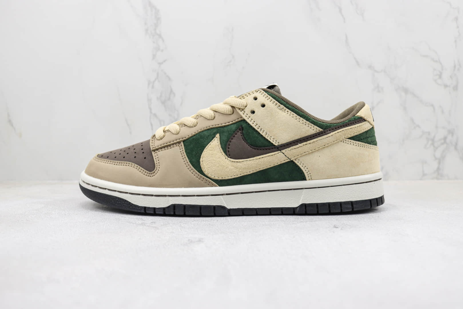 耐克Otomo Katsuhiro x Nk SB Dunk Low纯原版本大友克洋联名低帮SB Dunk棕绿双勾板鞋 莆田天花板Dunk系列 货号:CT2552-895