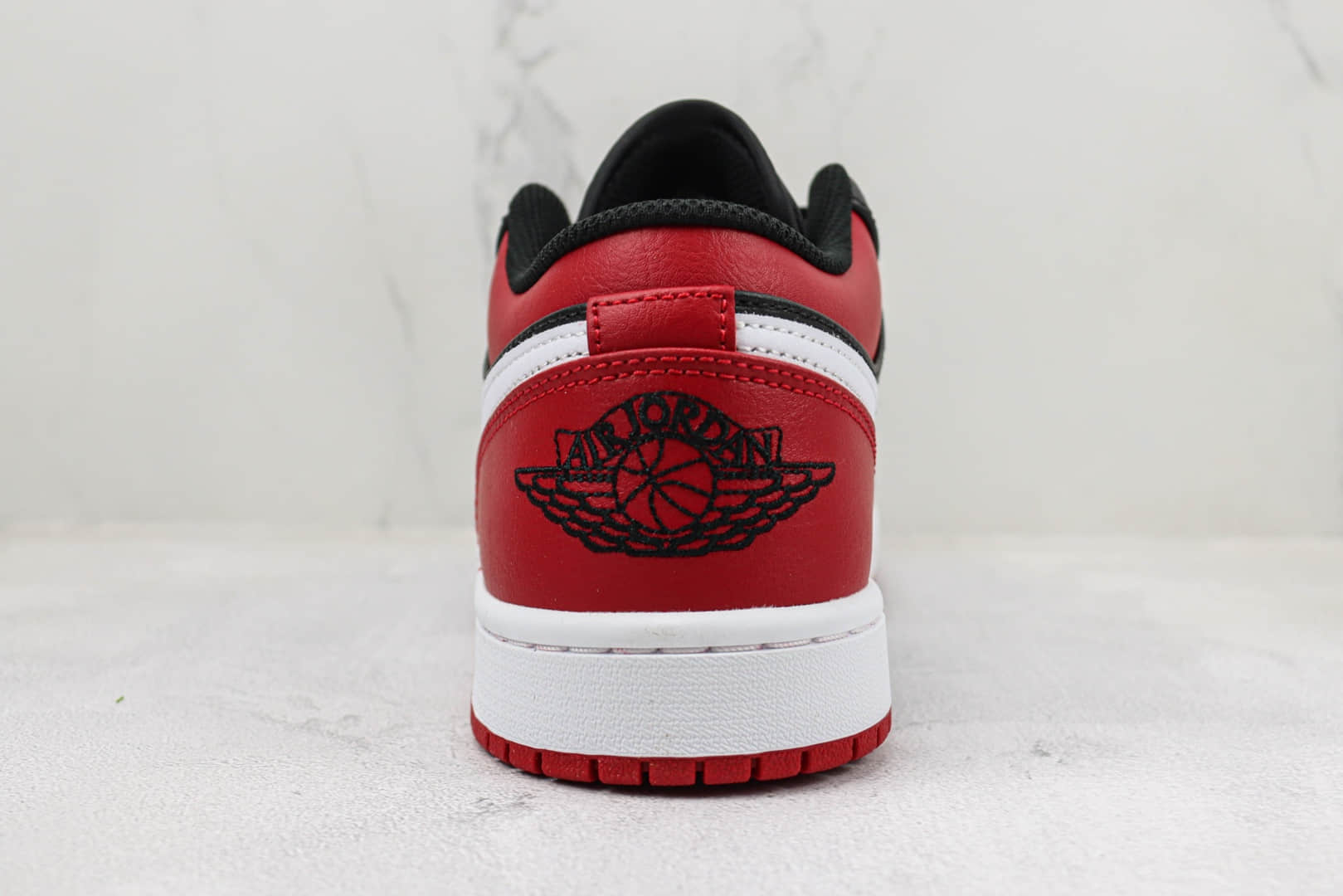乔丹Air Jordan 1 Low纯原版本低帮AJ1黑红色板鞋 莆田天花板AJ1系列 货号:553558-066
