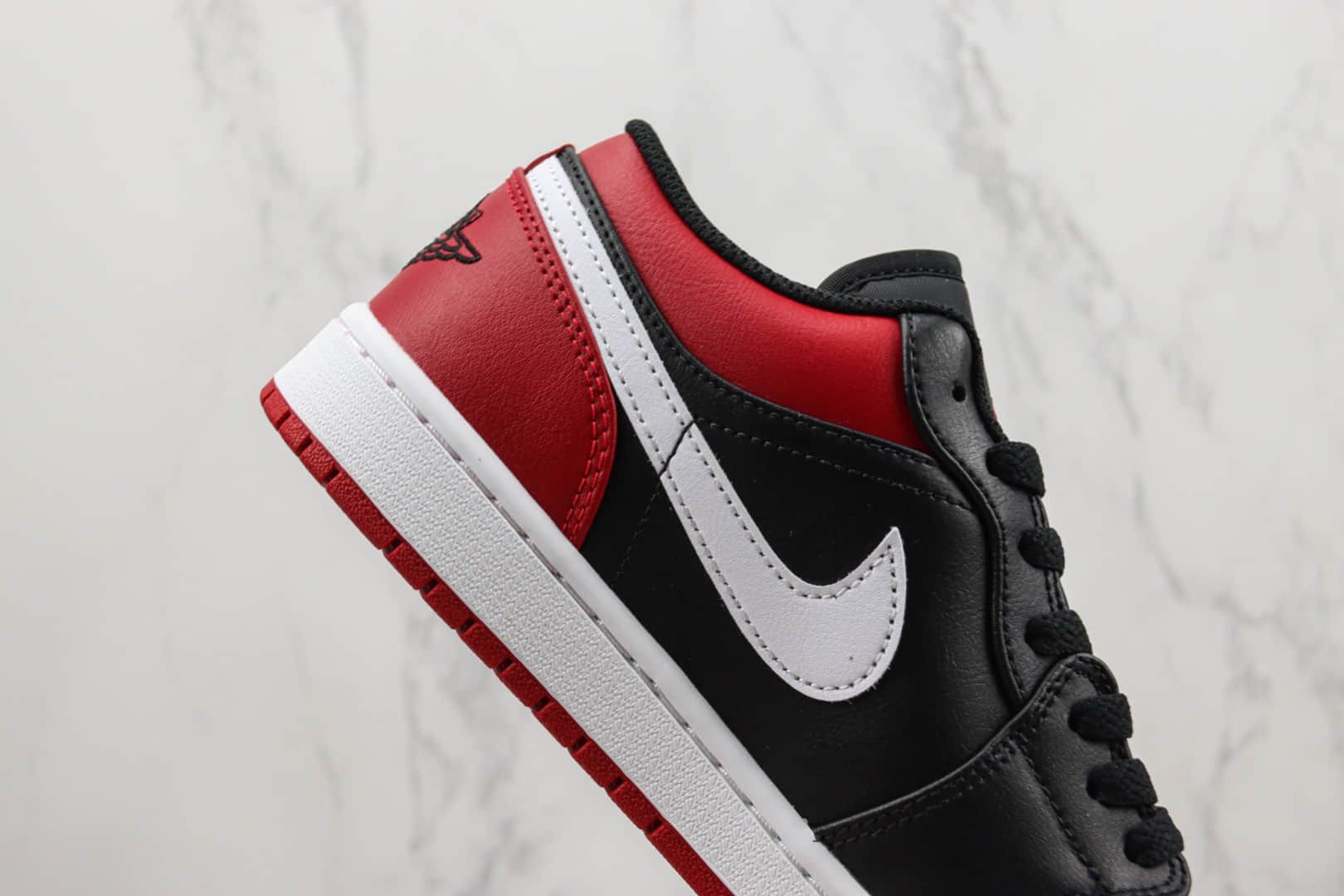 乔丹Air Jordan 1 Low纯原版本低帮AJ1黑红色板鞋 莆田天花板AJ1系列 货号:553558-066